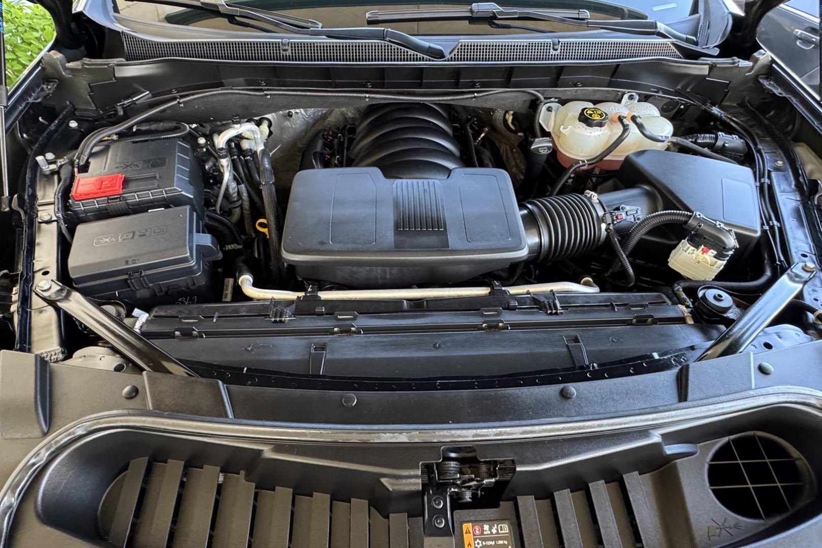 2023 Black /Jet Black Chevrolet Tahoe High Country (1GNSKTKL0PR) with an V8 6.2 Liter engine, Automatic 10 Speed transmission, located at 2304 W. Main St., Boise, ID, 83702, (208) 342-7777, 43.622105, -116.218658 - Highly Optioned Tahoe High Country! - Photo#26