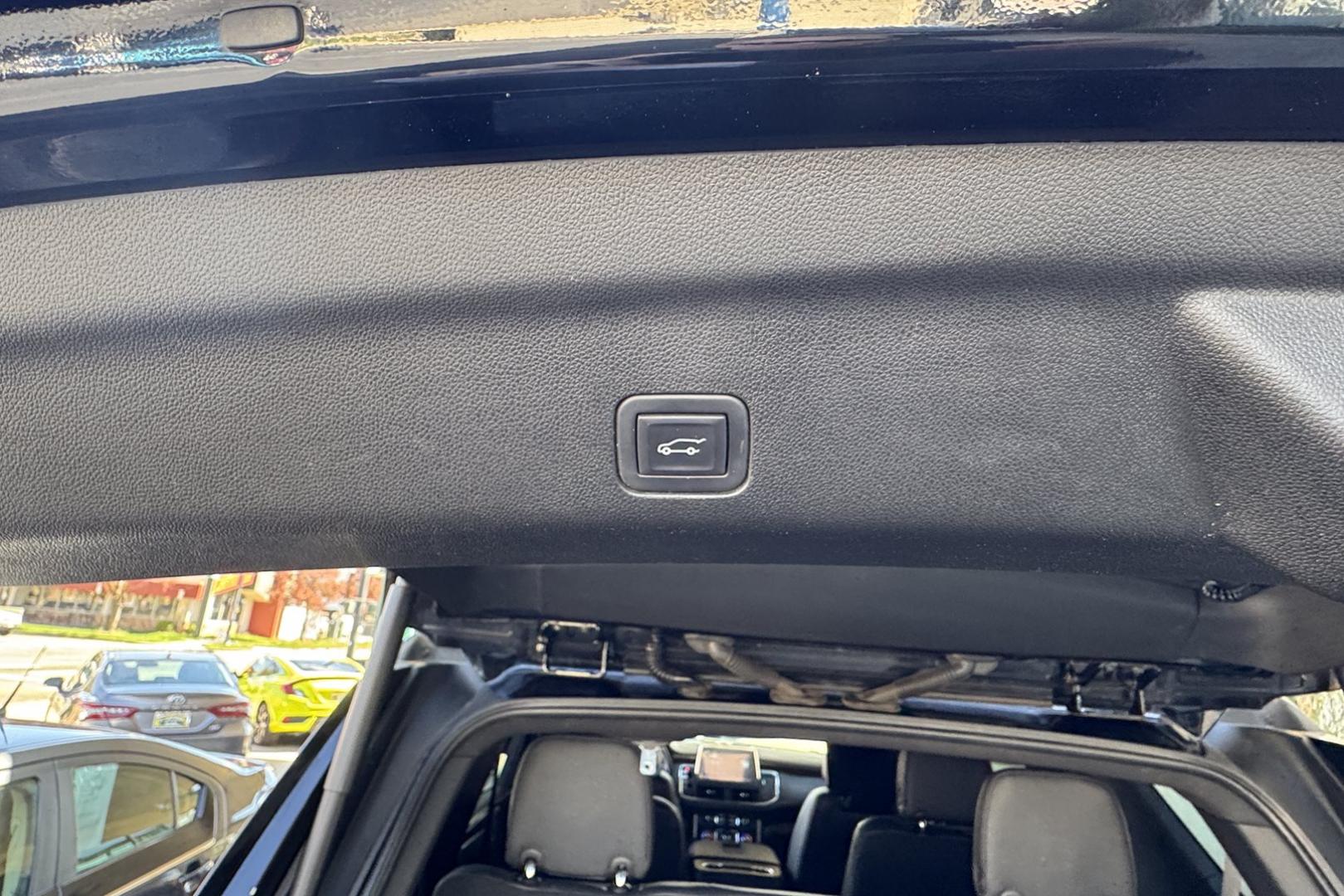 2023 Black /Jet Black Chevrolet Tahoe High Country (1GNSKTKL0PR) with an V8 6.2 Liter engine, Automatic 10 Speed transmission, located at 2304 W. Main St., Boise, ID, 83702, (208) 342-7777, 43.622105, -116.218658 - Highly Optioned Tahoe High Country! - Photo#31