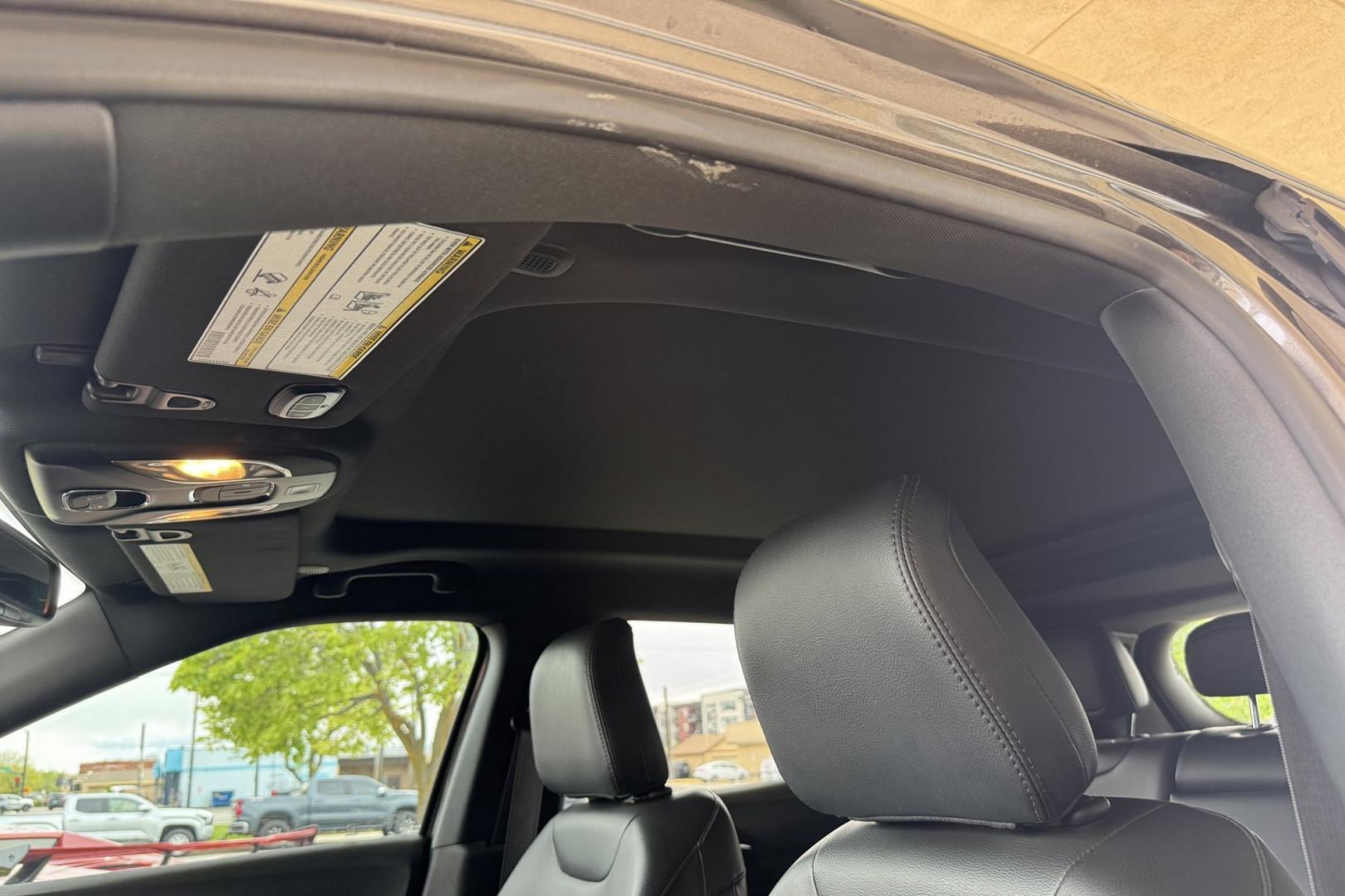 2022 Granite Crystal Metallic /Black Jeep Compass Altitude (3C4NJDBBXNT) with an 4 Cyl 2.4 Liter engine, Automatic 9 Speed transmission, located at 2304 W. Main St., Boise, ID, 83702, (208) 342-7777, 43.622105, -116.218658 - Photo#13