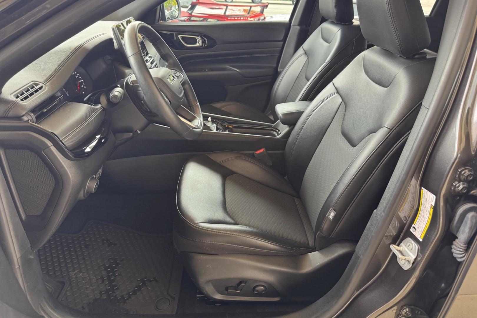 2022 Granite Crystal Metallic /Black Jeep Compass Altitude (3C4NJDBBXNT) with an 4 Cyl 2.4 Liter engine, Automatic 9 Speed transmission, located at 2304 W. Main St., Boise, ID, 83702, (208) 342-7777, 43.622105, -116.218658 - Photo#12