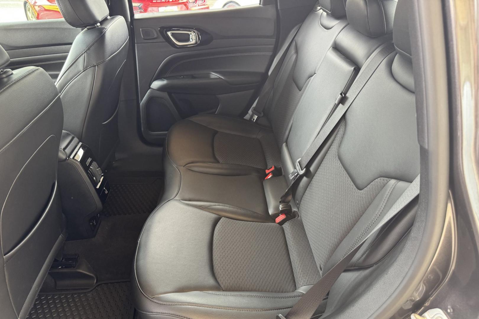 2022 Granite Crystal Metallic /Black Jeep Compass Altitude (3C4NJDBBXNT) with an 4 Cyl 2.4 Liter engine, Automatic 9 Speed transmission, located at 2304 W. Main St., Boise, ID, 83702, (208) 342-7777, 43.622105, -116.218658 - Photo#15