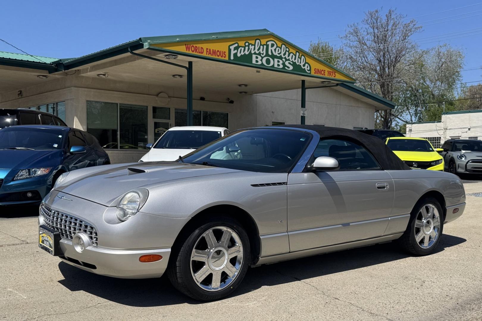 2004 Silver /Black Ford Thunderbird Premium (1FAHP60A34Y) with an V8 3.9 Liter engine, Automatic transmission, located at 2304 W. Main St., Boise, ID, 83702, (208) 342-7777, 43.622105, -116.218658 - New Tires And Ready For Fun! Classic Lines! - Photo#23