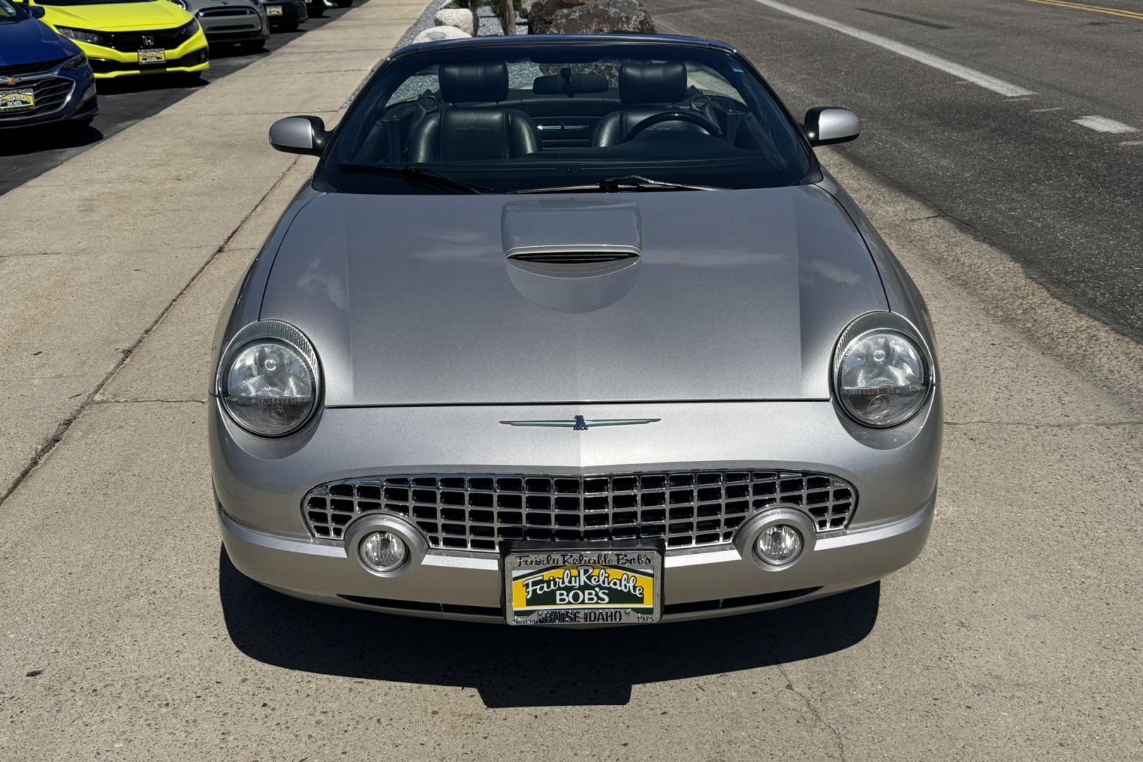 2004 Silver /Black Ford Thunderbird Premium (1FAHP60A34Y) with an V8 3.9 Liter engine, Automatic transmission, located at 2304 W. Main St., Boise, ID, 83702, (208) 342-7777, 43.622105, -116.218658 - New Tires And Ready For Fun! Classic Lines! - Photo#22