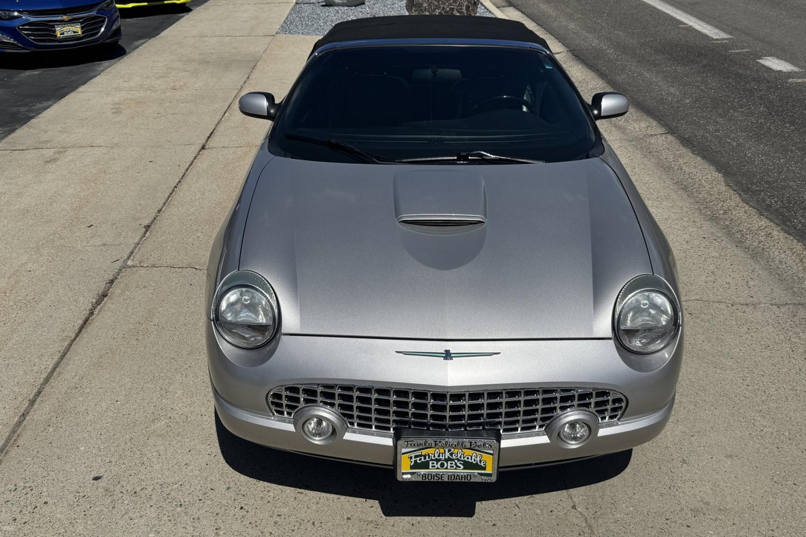 2004 Silver /Black Ford Thunderbird Premium (1FAHP60A34Y) with an V8 3.9 Liter engine, Automatic transmission, located at 2304 W. Main St., Boise, ID, 83702, (208) 342-7777, 43.622105, -116.218658 - New Tires And Ready For Fun! Classic Lines! - Photo#26
