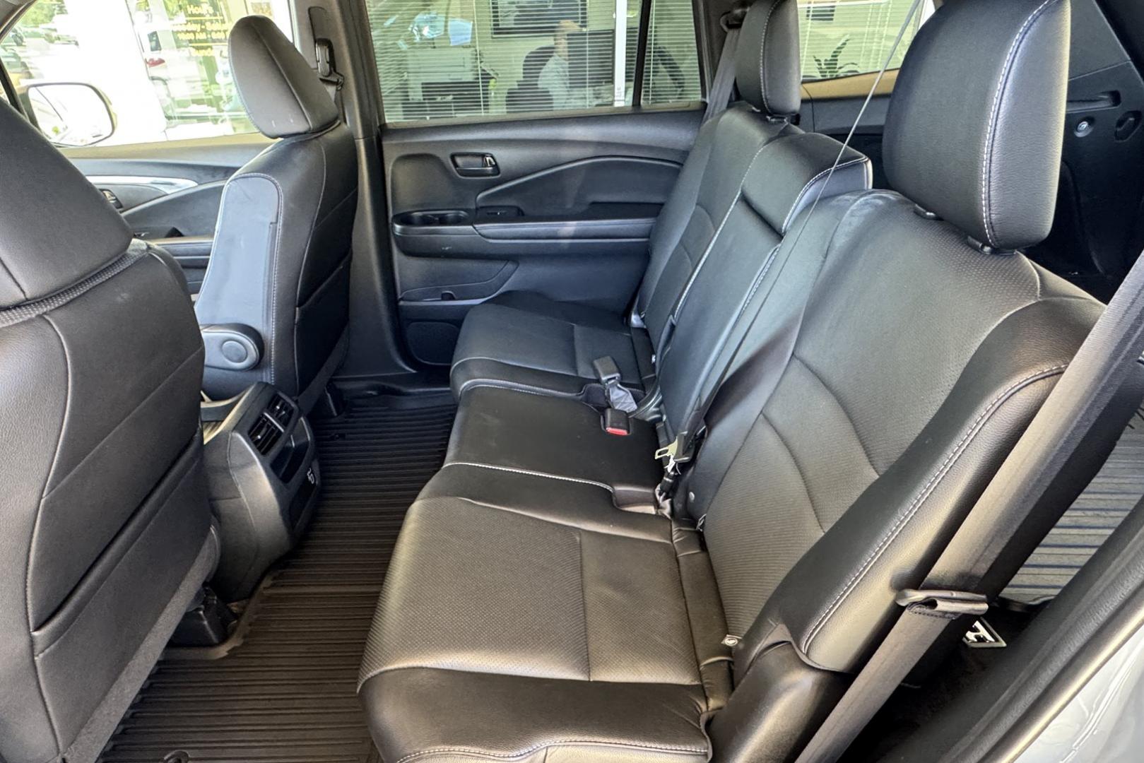 2023 Sonic Gray /Black Honda Passport EX-L HPD (5FNYF8H57PB) with an V6 3.5 Liter engine, Automatic 9 Speed transmission, located at 2304 W. Main St., Boise, ID, 83702, (208) 342-7777, 43.622105, -116.218658 - Honda Performance Development Package! Low Mileage And Clean! - Photo#17