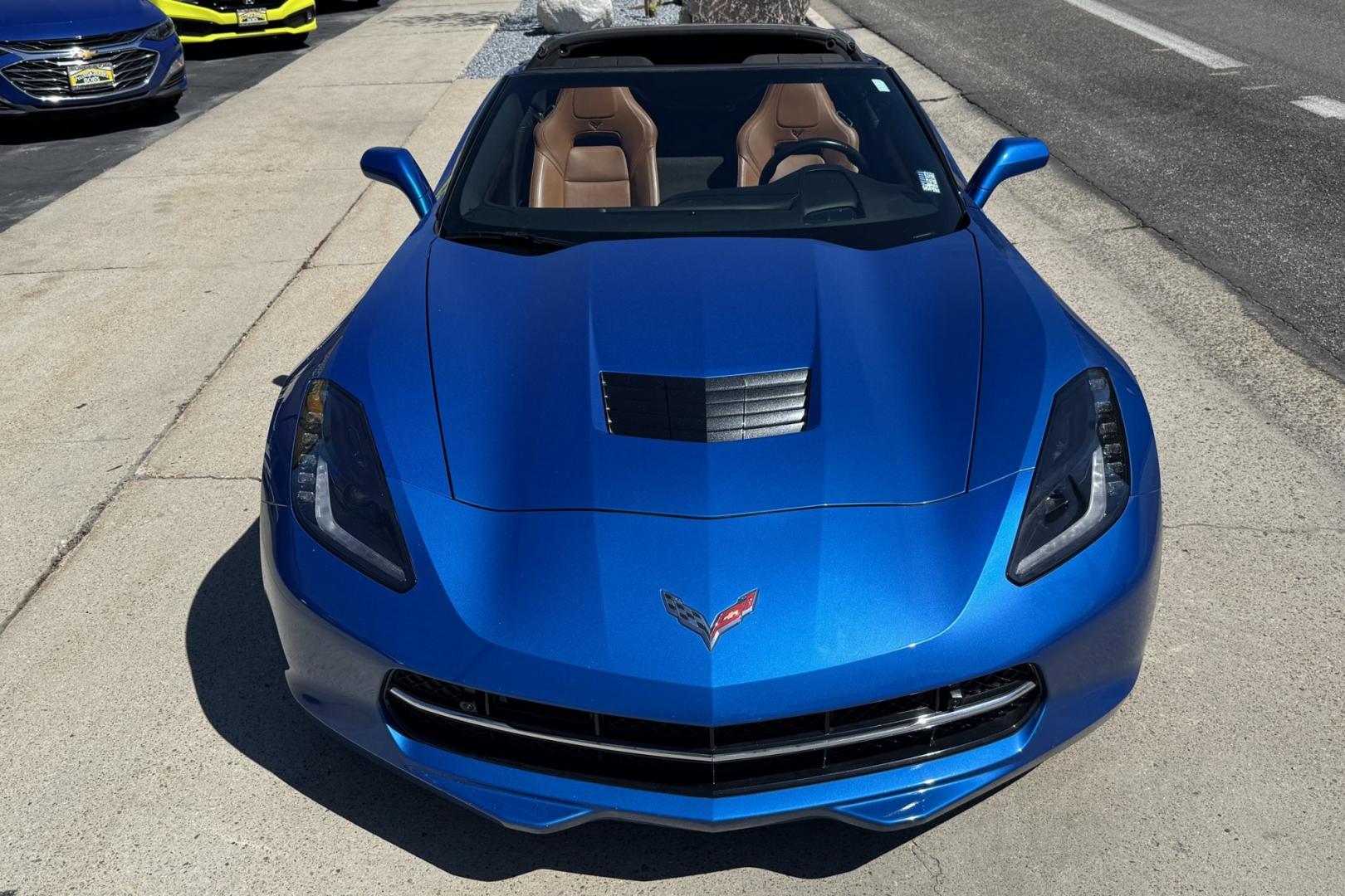 2016 Laguna Blue /Kalahari Chevrolet Corvette Stingray 2LT (1G1YD2D72G5) with an V8 6.2 Liter engine, Automatic 8 Speed transmission, located at 2304 W. Main St., Boise, ID, 83702, (208) 342-7777, 43.622105, -116.218658 - Beautiful Color Combination! Ready To Go! - Photo#3
