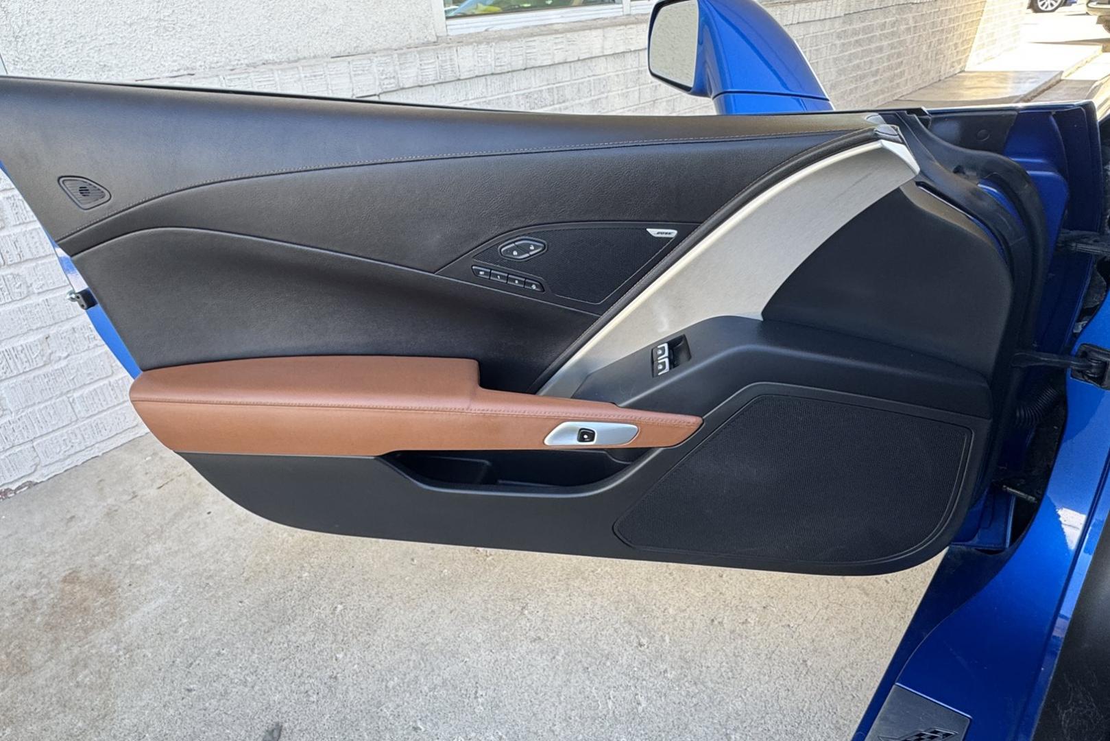 2016 Laguna Blue /Kalahari Chevrolet Corvette Stingray 2LT (1G1YD2D72G5) with an V8 6.2 Liter engine, Automatic 8 Speed transmission, located at 2304 W. Main St., Boise, ID, 83702, (208) 342-7777, 43.622105, -116.218658 - Beautiful Color Combination! Ready To Go! - Photo#4