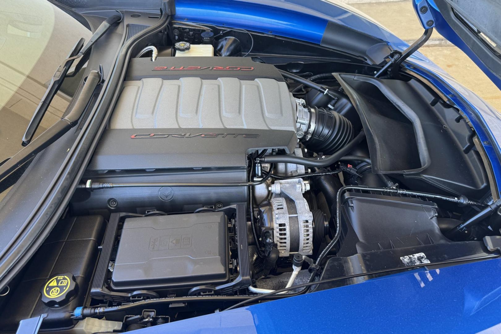 2016 Laguna Blue /Kalahari Chevrolet Corvette Stingray 2LT (1G1YD2D72G5) with an V8 6.2 Liter engine, Automatic 8 Speed transmission, located at 2304 W. Main St., Boise, ID, 83702, (208) 342-7777, 43.622105, -116.218658 - Beautiful Color Combination! Ready To Go! - Photo#13