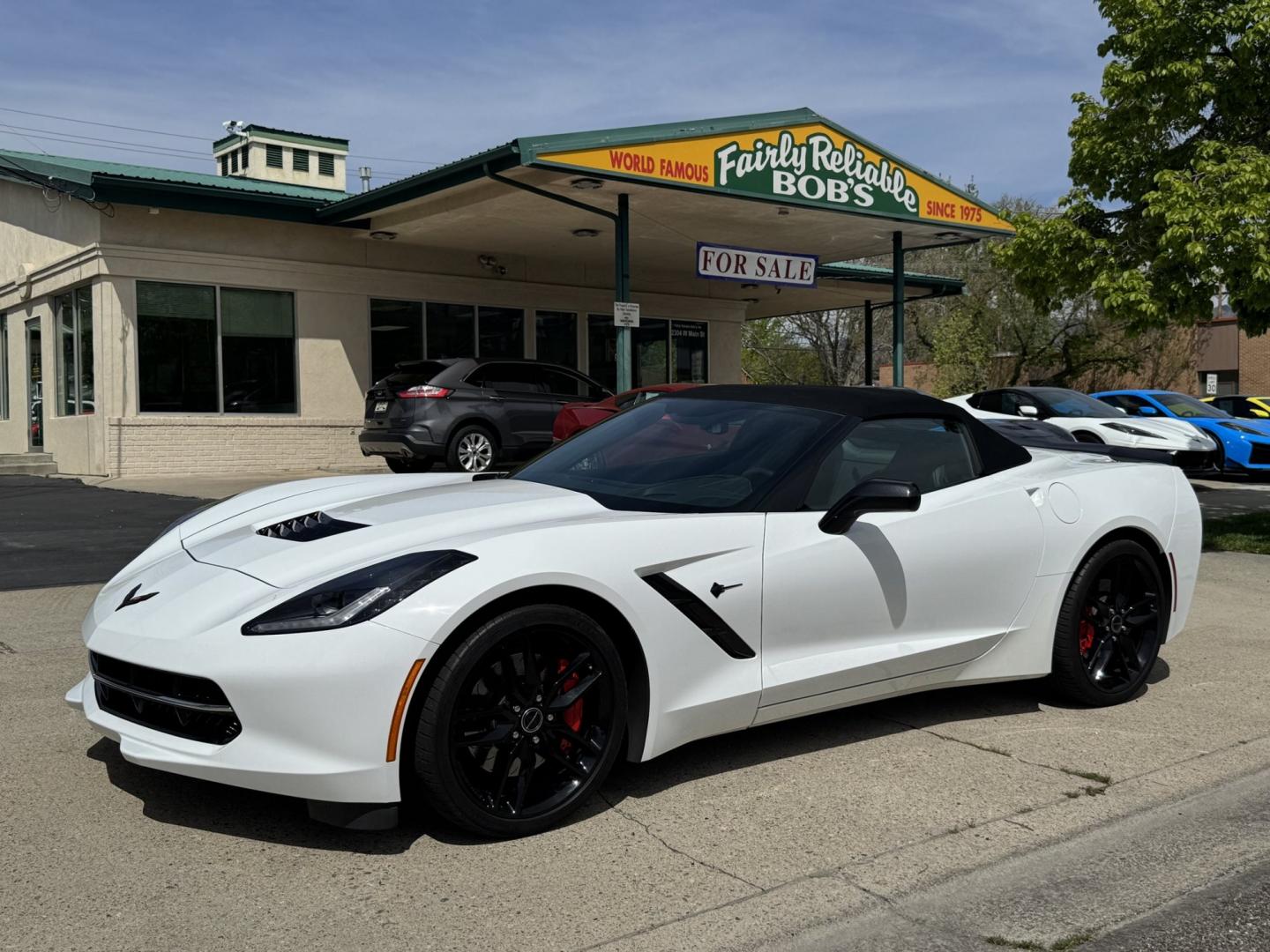 2015 Arctic White /Black Chevrolet Corvette Stingray 3LT Z51 (1G1YM3D71F5) with an V8 6.2 Liter engine, Automatic 8 Speed transmission, located at 2304 W. Main St., Boise, ID, 83702, (208) 342-7777, 43.622105, -116.218658 - Low Mileage! Amazing Condition! Must See! Must Drive! - Photo#20