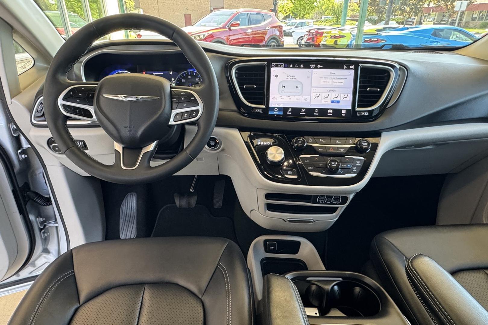 2024 Silver /Black Chrysler Pacifica Touring L (2C4RC1BG7RR) with an V6 3.6 Liter engine, Automatic 9 Speed transmission, located at 2304 W. Main St., Boise, ID, 83702, (208) 342-7777, 43.622105, -116.218658 - 7 Passenger! Stow N Go Seating! Bring The Family! - Photo#16