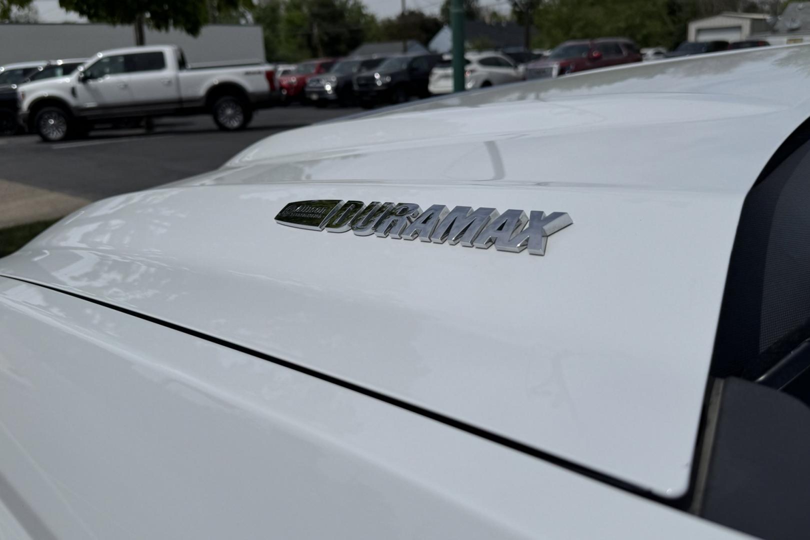 2018 Summit White /Tan Chevrolet Silverado 3500HD LTZ Z71 (1GC4K0CY2JF) with an V8 6.6 Liter Turbo Diesel engine, Allison Automatic 6 Speed transmission, located at 2304 W. Main St., Boise, ID, 83702, (208) 342-7777, 43.622105, -116.218658 - Clean Low Mileage Diesel!- Photo#4
