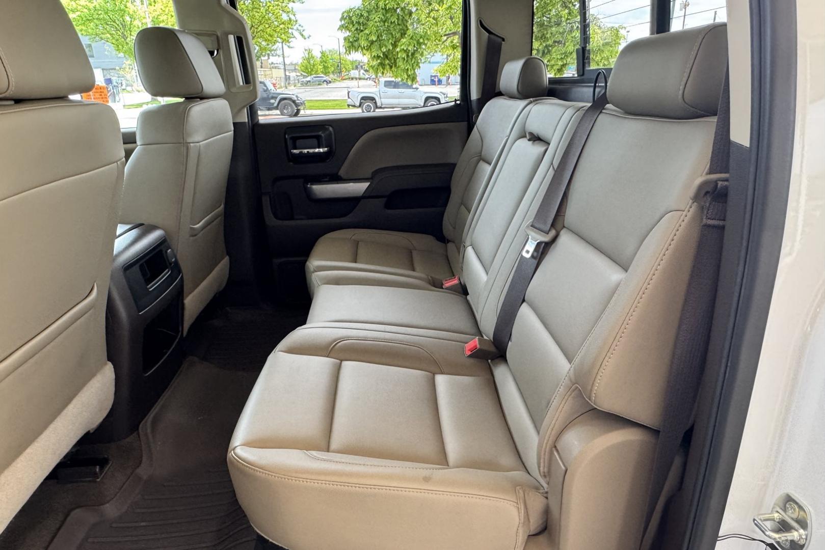 2018 Summit White /Tan Chevrolet Silverado 3500HD LTZ Z71 (1GC4K0CY2JF) with an V8 6.6 Liter Turbo Diesel engine, Allison Automatic 6 Speed transmission, located at 2304 W. Main St., Boise, ID, 83702, (208) 342-7777, 43.622105, -116.218658 - Clean Low Mileage Diesel!- Photo#15