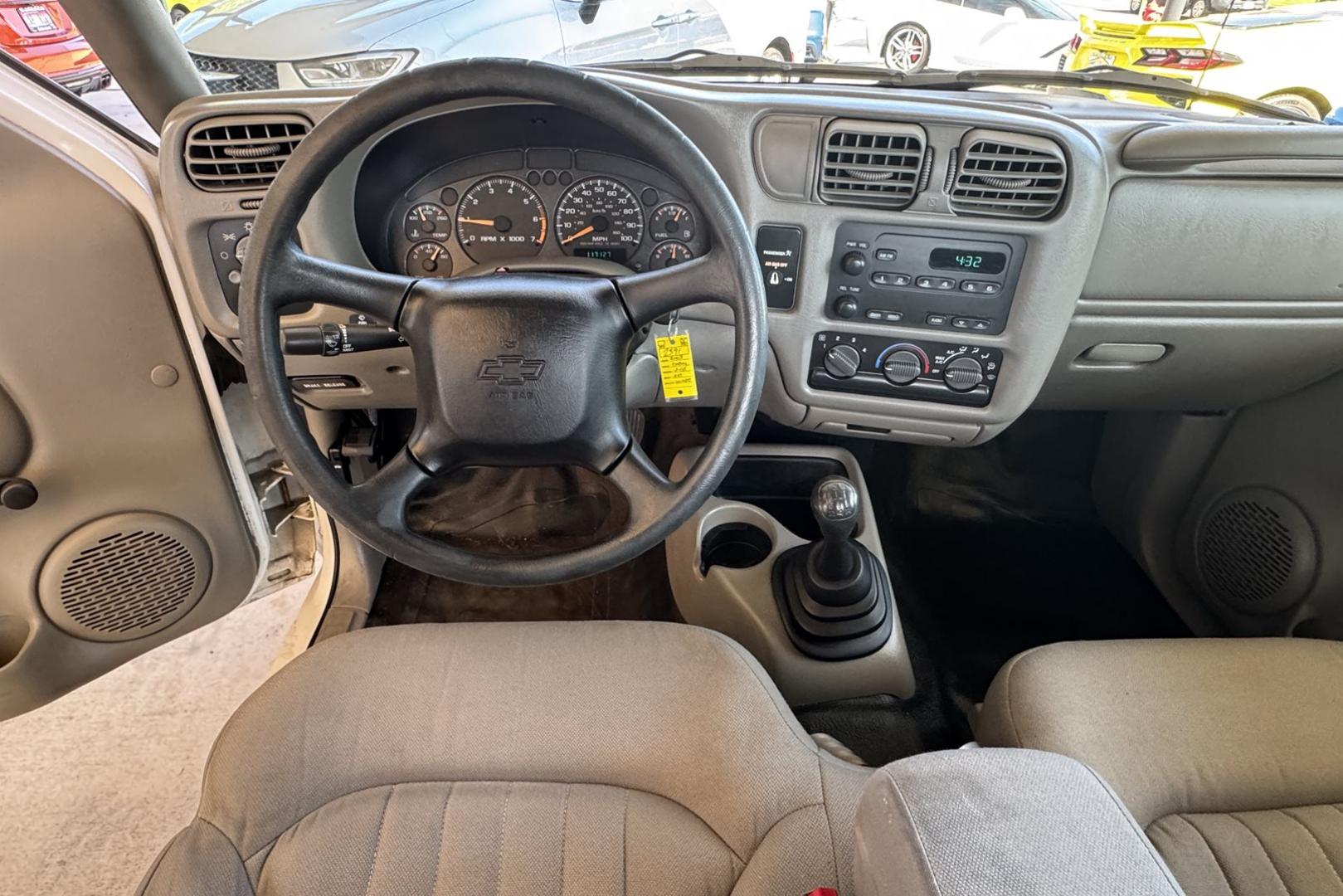 2003 White /Gray Chevrolet S-10 (1GCCS19H638) with an 4 Cyl 2.2 Liter engine, 5 Speed Manual transmission, located at 2304 W. Main St., Boise, ID, 83702, (208) 342-7777, 43.622105, -116.218658 - Hard To Find This Clean! New Tires Too!- Photo#5