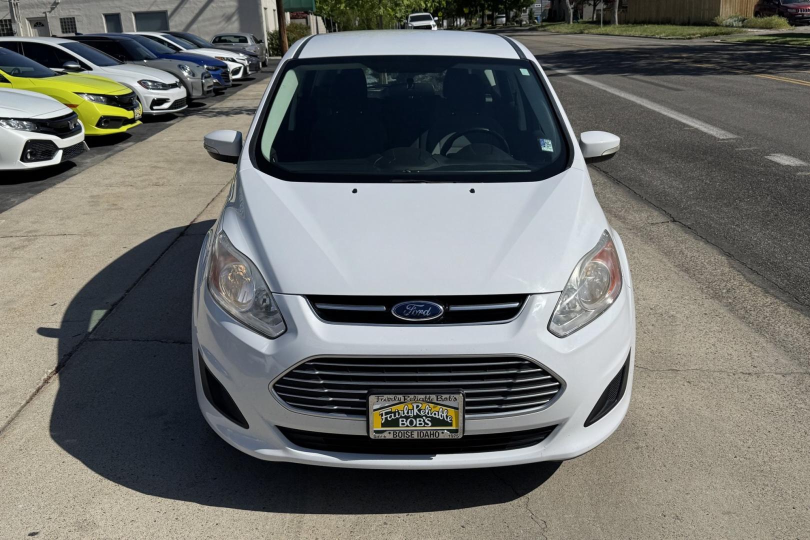 2016 Oxford White /Black Ford C-Max SE (1FADP5AU8GL) with an 4 Cyl 2.0 Liter Hybrid engine, Automatic transmission, located at 2304 W. Main St., Boise, ID, 83702, (208) 342-7777, 43.622105, -116.218658 - Great Fuel Economy! Low Mileage Too! - Photo#3
