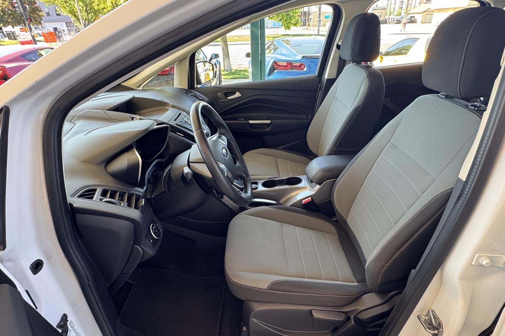 2016 Oxford White /Black Ford C-Max SE (1FADP5AU8GL) with an 4 Cyl 2.0 Liter Hybrid engine, Automatic transmission, located at 2304 W. Main St., Boise, ID, 83702, (208) 342-7777, 43.622105, -116.218658 - Great Fuel Economy! Low Mileage Too! - Photo#5