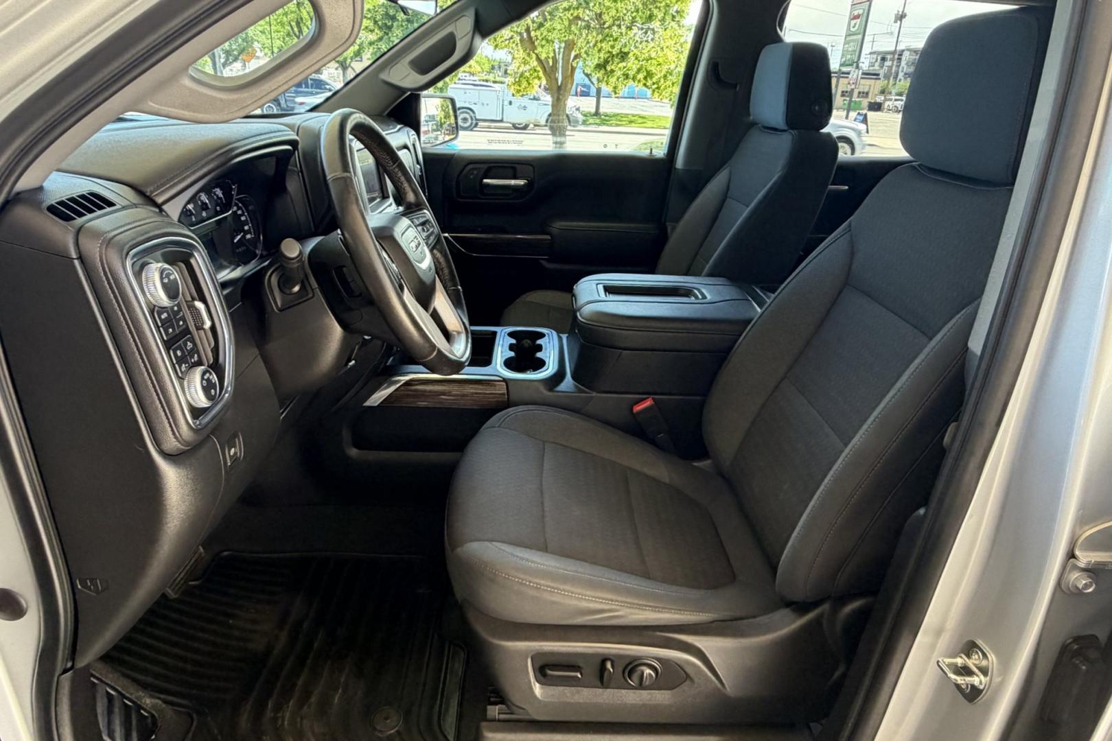 2020 Silver /Black GMC Sierra Elevation (1GTU9CED1LZ) with an V8 5.3 Liter engine, Automatic 8 Speed transmission, located at 2304 W. Main St., Boise, ID, 83702, (208) 342-7777, 43.622105, -116.218658 - Ready To Haul!- Photo#13