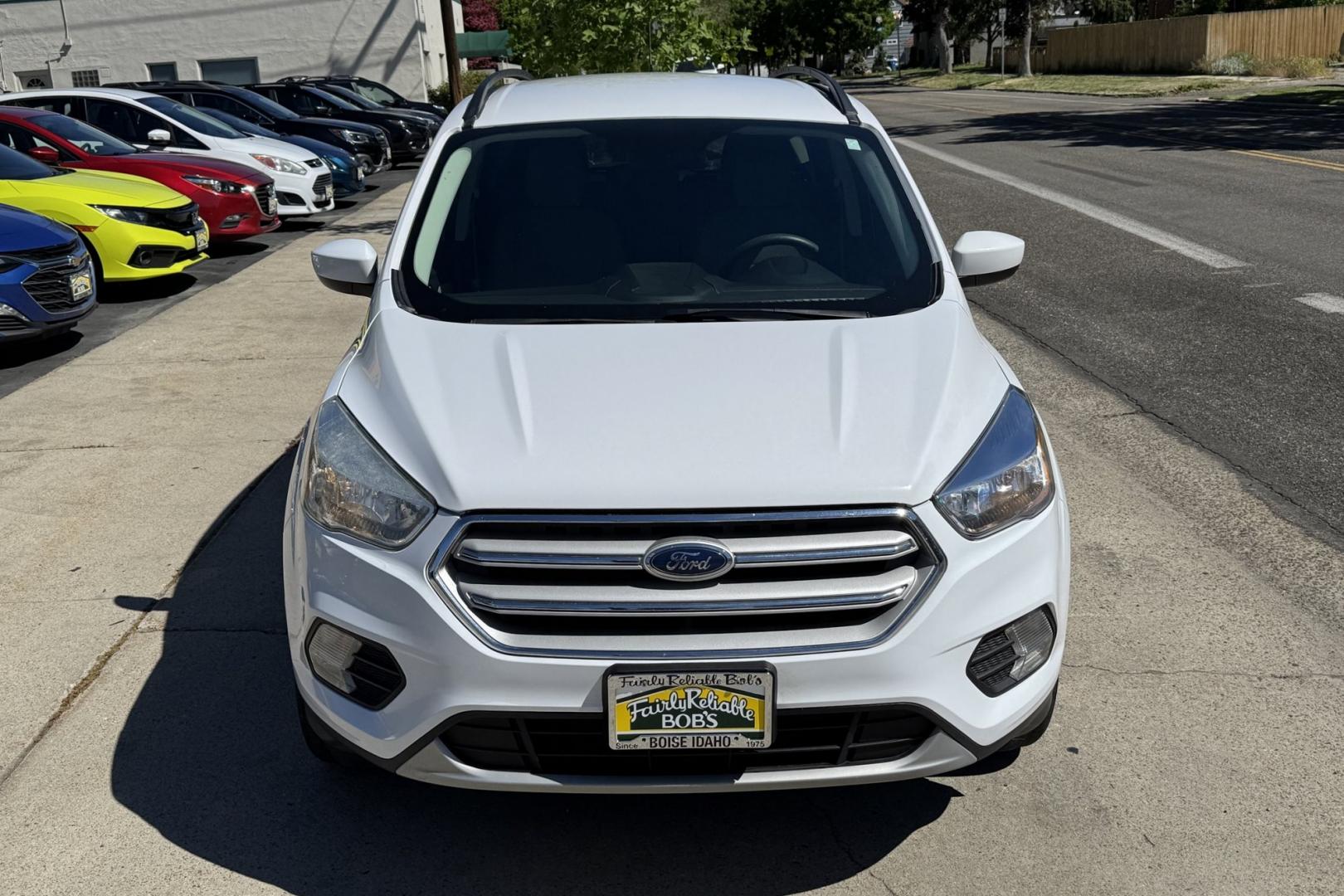 2018 Oxford White /Gray Ford Escape SE (1FMCU9GD1JU) with an 4 Cyl 1.5 Liter Turbo engine, Automatic 6 Speed transmission, located at 2304 W. Main St., Boise, ID, 83702, (208) 342-7777, 43.622105, -116.218658 - New Tires! Low Mileage! Heated Seats! Ready To Go! - Photo#3