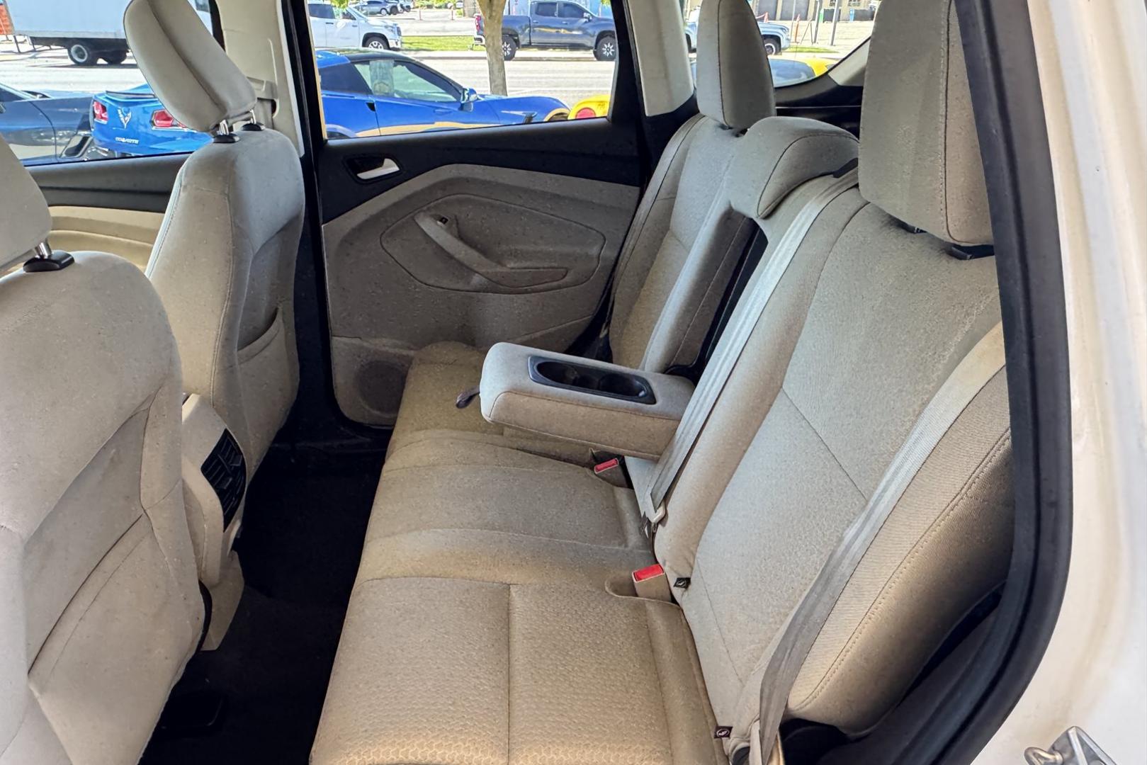 2018 Oxford White /Gray Ford Escape SE (1FMCU9GD1JU) with an 4 Cyl 1.5 Liter Turbo engine, Automatic 6 Speed transmission, located at 2304 W. Main St., Boise, ID, 83702, (208) 342-7777, 43.622105, -116.218658 - New Tires! Low Mileage! Heated Seats! Ready To Go! - Photo#8