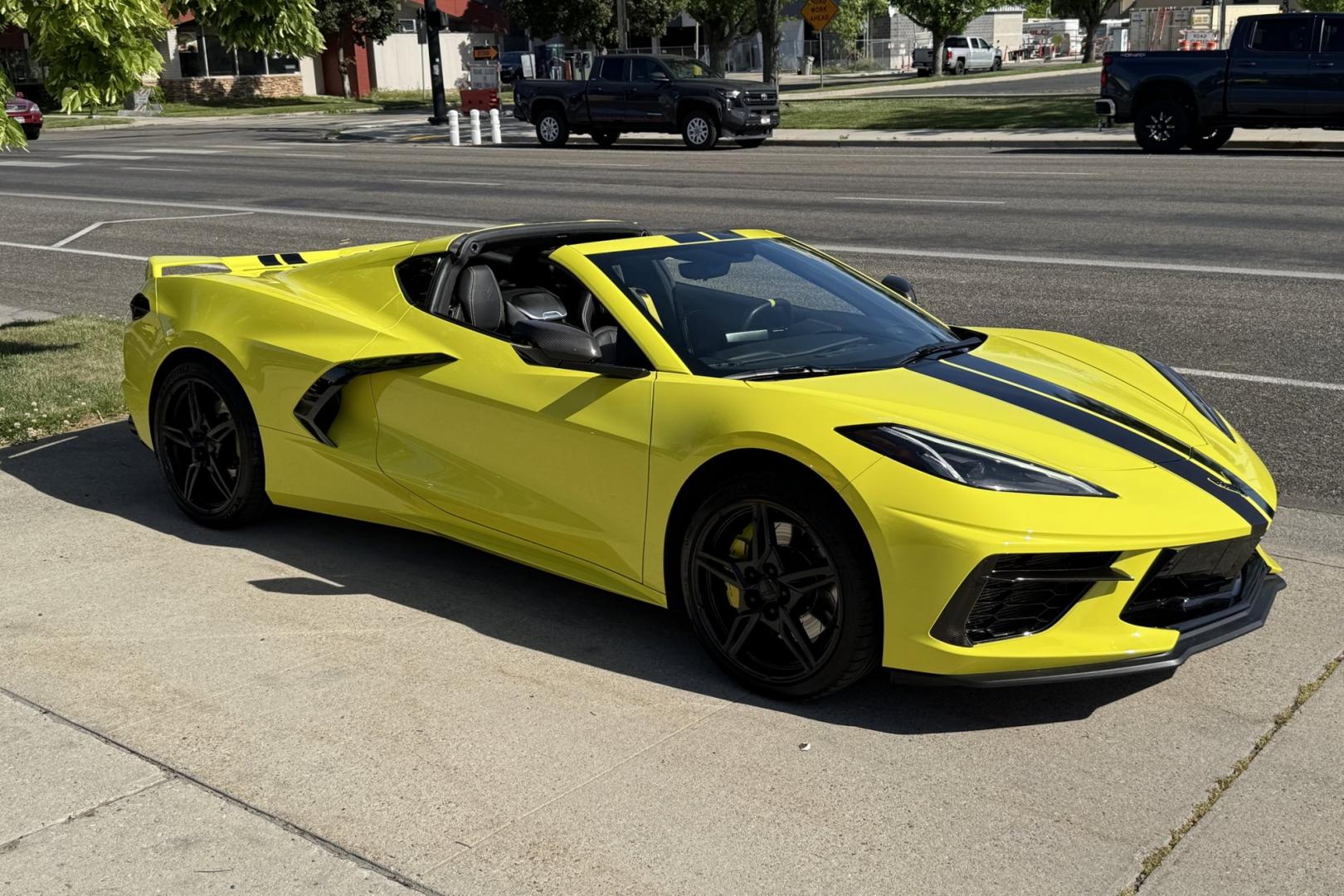 2021 Velocity Yellow /Black Chevrolet Corvette Stingray 3LT Z51 (1G1YC2D4XM5) with an V8 6.2 Liter engine, Automatic 8 Speed transmission, located at 2304 W. Main St., Boise, ID, 83702, (208) 342-7777, 43.622105, -116.218658 - Stunning And Highly Optioned C8 Coupe! - Photo#27