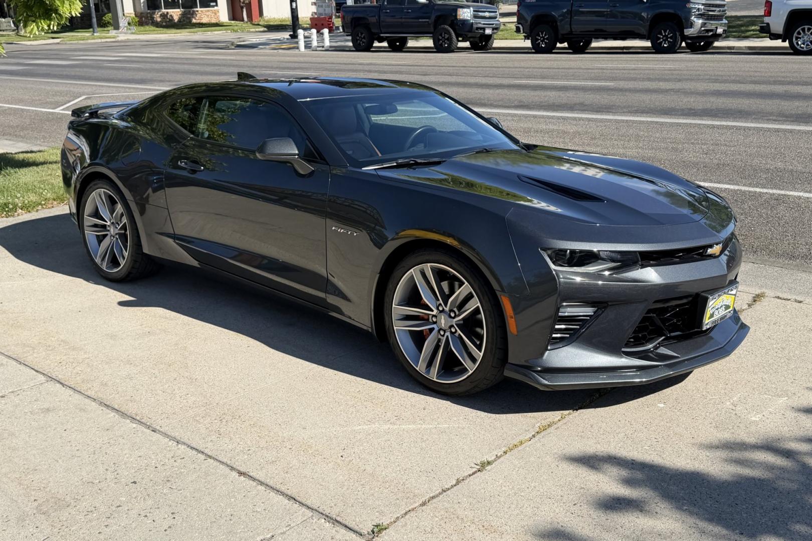 2017 Nightfall Gray Metallic /Kalahari Chevrolet Camaro 2SS (1G1FG1R78H0) with an V8 6.2 Liter engine, 6 Speed transmission, located at 2304 W. Main St., Boise, ID, 83702, (208) 342-7777, 43.622105, -116.218658 - Stunning 6 Speed Manual 2SS Camaro! - Photo#2