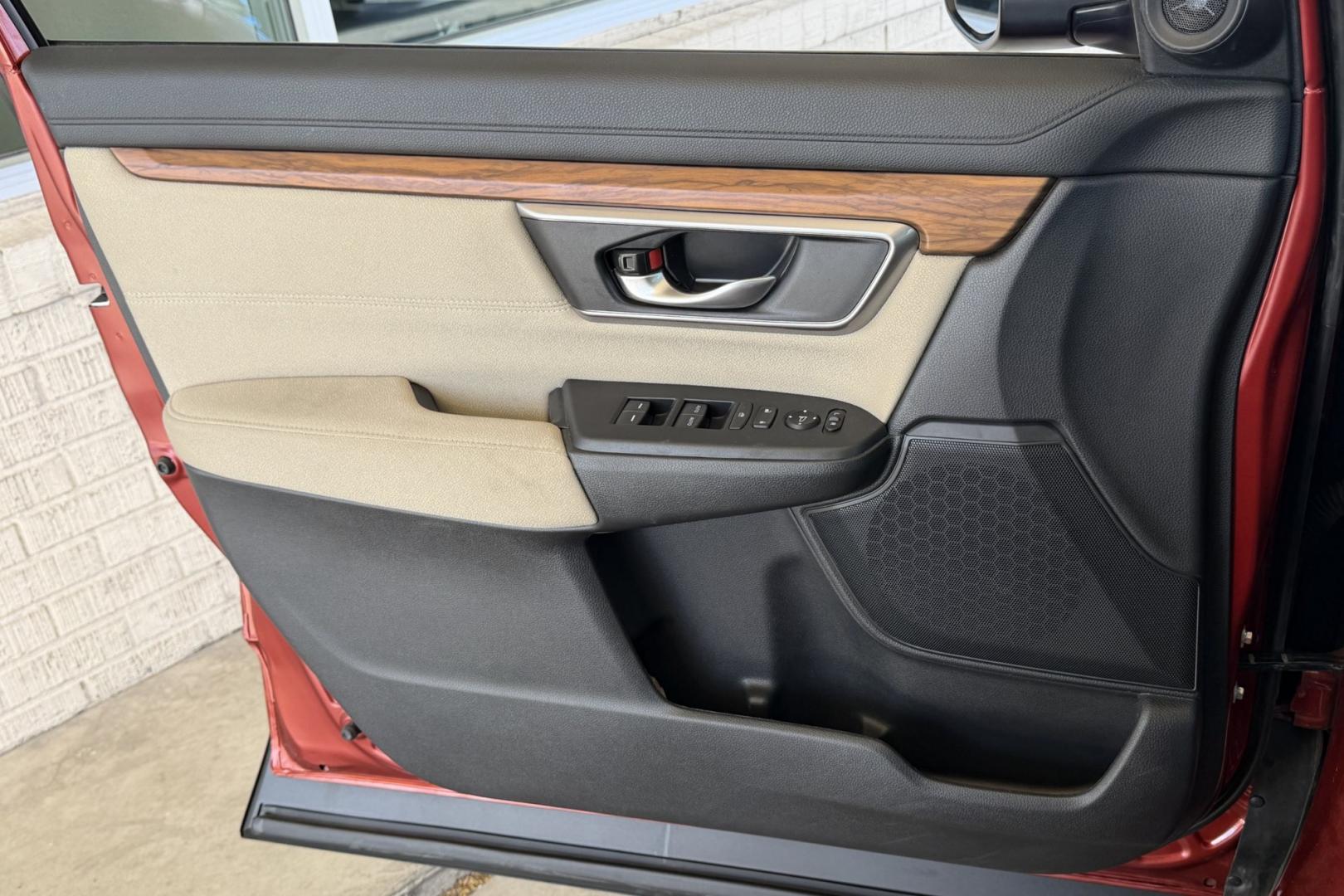 2019 Molten Lava Pearl /Tan Honda CR-V EX (5J6RW2H53KL) with an 4 Cyl 1.5 Liter Turbo engine, Automatic transmission, located at 2304 W. Main St., Boise, ID, 83702, (208) 342-7777, 43.622105, -116.218658 - Rare Color With New Tires, Low Mileage And All Wheel Drive!- Photo#7