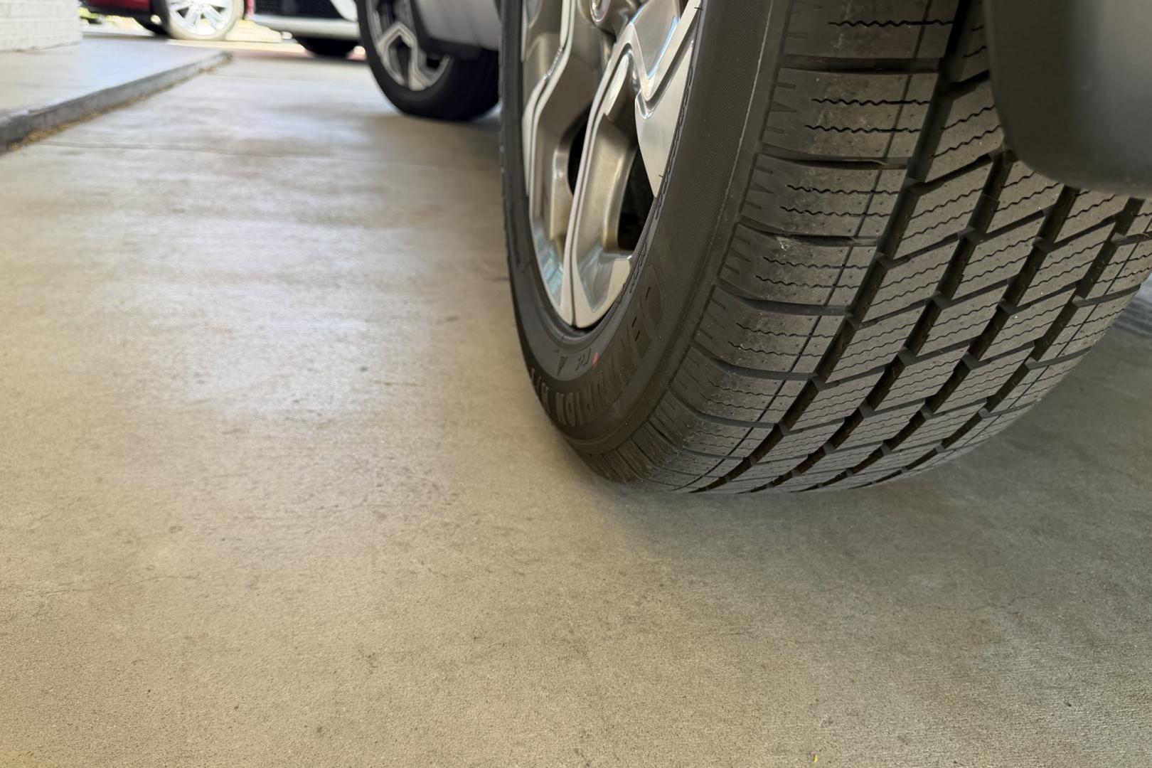 2019 Molten Lava Pearl /Tan Honda CR-V EX (5J6RW2H53KL) with an 4 Cyl 1.5 Liter Turbo engine, Automatic transmission, located at 2304 W. Main St., Boise, ID, 83702, (208) 342-7777, 43.622105, -116.218658 - Rare Color With New Tires, Low Mileage And All Wheel Drive!- Photo#20