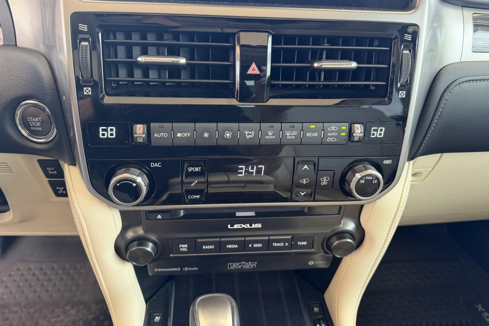 2022 White /Beige Lexus GX 460 Luxury (JTJGM7BX1N5) with an V8 4.6 Liter engine, Automatic 6 Speed transmission, located at 2304 W. Main St., Boise, ID, 83702, (208) 342-7777, 43.622105, -116.218658 - A Dream To Drive!- Photo#11