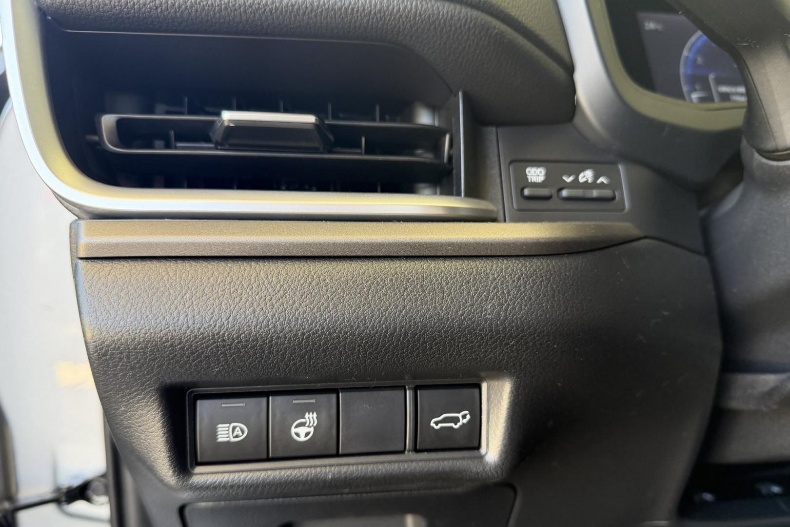 2024 Iconic Silver Metallic /Black Toyota Grand Highlander XLE (5TDAAAB54RS) with an 4 Cyl 2.4 Liter Turbo engine, Automatic 8 Speed transmission, located at 2304 W. Main St., Boise, ID, 83702, (208) 342-7777, 43.622105, -116.218658 - Remaining Factory Warranty! Very Low Mileage! Freshly Serviced And Ready To Go! - Photo#12