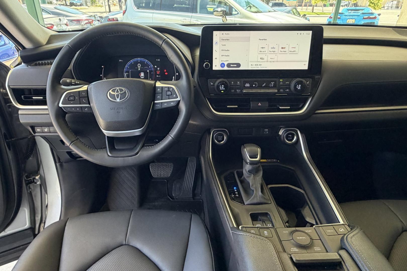 2024 Iconic Silver Metallic /Black Toyota Grand Highlander XLE (5TDAAAB54RS) with an 4 Cyl 2.4 Liter Turbo engine, Automatic 8 Speed transmission, located at 2304 W. Main St., Boise, ID, 83702, (208) 342-7777, 43.622105, -116.218658 - Remaining Factory Warranty! Very Low Mileage! Freshly Serviced And Ready To Go! - Photo#18