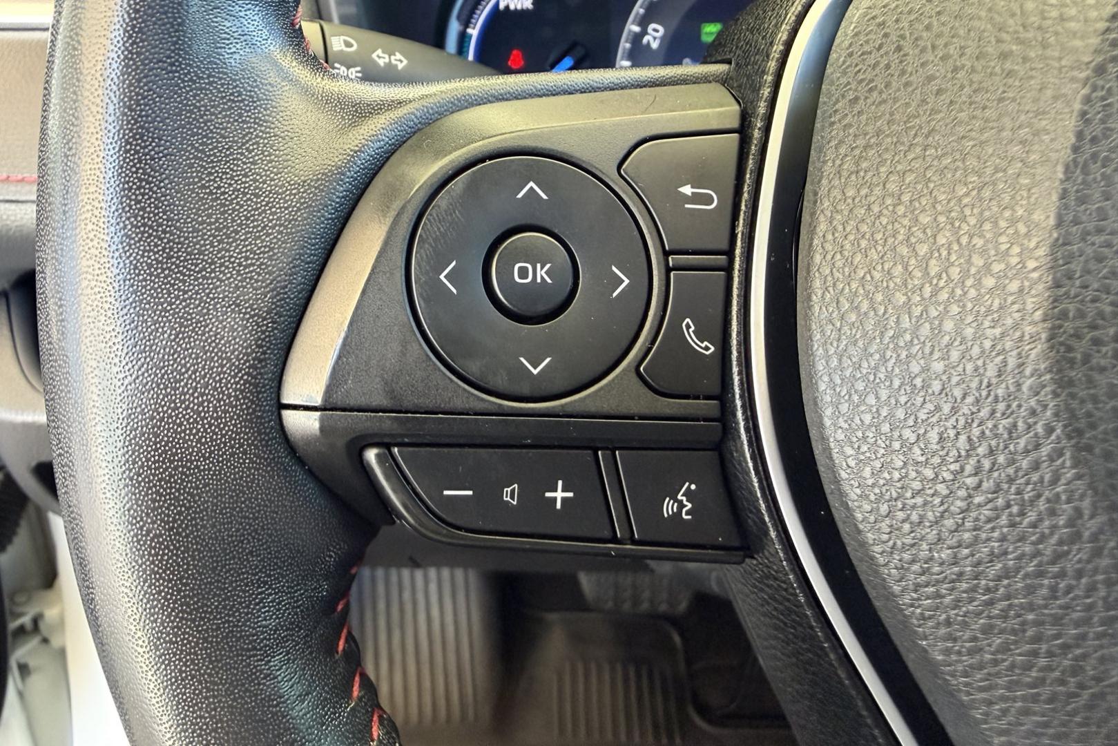 2022 Blizzard Pearl /Black Toyota RAV4 Prime XSE (JTMFB3FV8ND) with an 4 Cyl 2.5 Liter Plug In Hybrid engine, Automatic transmission, located at 2304 W. Main St., Boise, ID, 83702, (208) 342-7777, 43.622105, -116.218658 - Loaded With Safety And Comfort! Hard To Find! Great To Own!- Photo#12