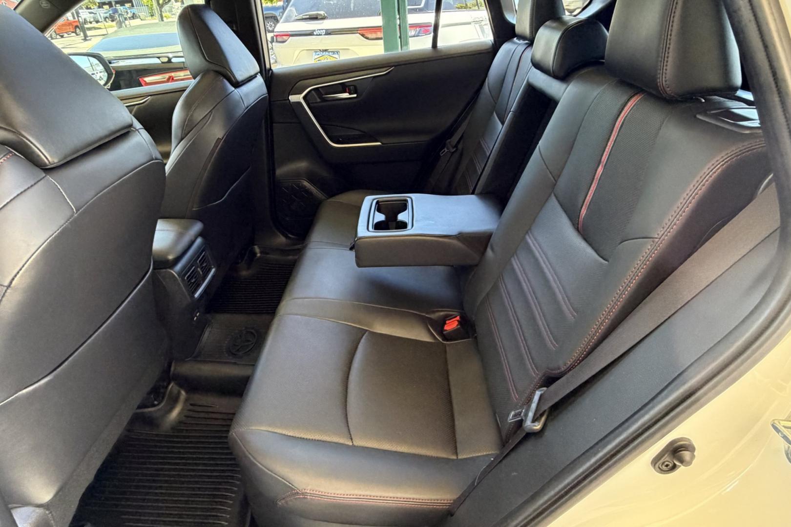 2022 Blizzard Pearl /Black Toyota RAV4 Prime XSE (JTMFB3FV8ND) with an 4 Cyl 2.5 Liter Plug In Hybrid engine, Automatic transmission, located at 2304 W. Main St., Boise, ID, 83702, (208) 342-7777, 43.622105, -116.218658 - Loaded With Safety And Comfort! Hard To Find! Great To Own!- Photo#17