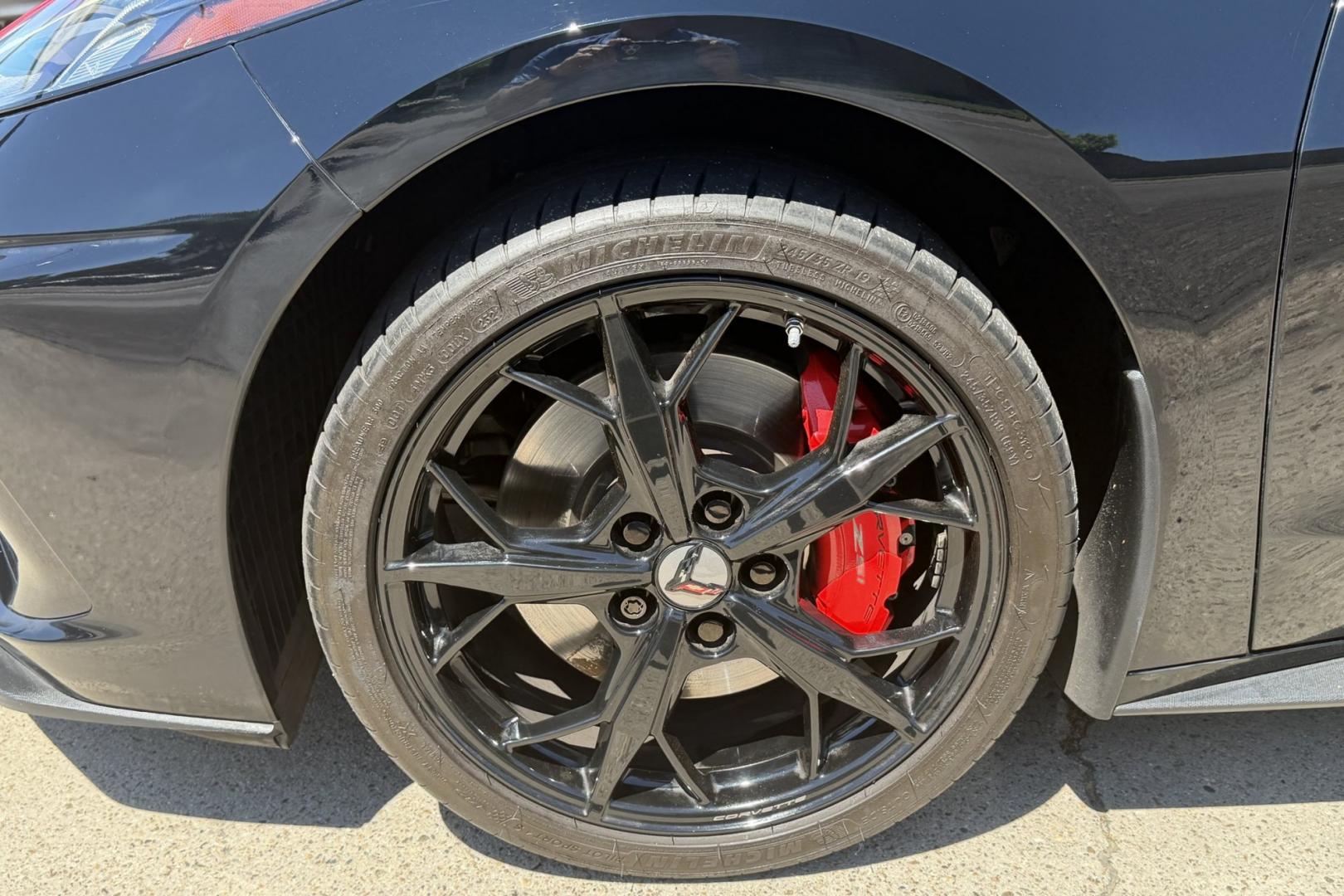 2021 Black /Adrenaline Red Chevrolet Corvette Stingray Convertible 3LT Z51 (1G1YC3D44M5) with an V8 6.2 Liter engine, Automatic 8 Speed transmission, located at 2304 W. Main St., Boise, ID, 83702, (208) 342-7777, 43.622105, -116.218658 - Highly Optioned And Beautiful!- Photo#5