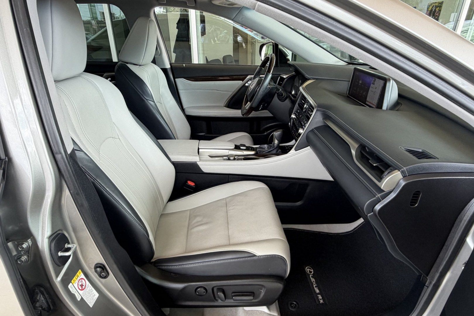 2017 Atomic Silver /Gray Lexus RX 350 Luxury (2T2ZZMCA5HC) with an V6 3.5 Liter engine, Automatic 8 Speed transmission, located at 2304 W. Main St., Boise, ID, 83702, (208) 342-7777, 43.622105, -116.218658 - Only 31k Miles! New Tires! Highly Optioned For Safety And Comfort!- Photo#20