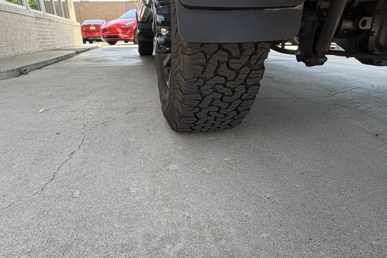 2019 Silver /Black Ford F-350 Lariat (1FT8W3BT7KE) with an V8 6.7 Liter Powerstroke Turbo Diesel engine, Automatic 6 Speed transmission, located at 2304 W. Main St., Boise, ID, 83702, (208) 342-7777, 43.622105, -116.218658 - Front Bench Split Seating For 6! Long Bed! Ready To Haul!- Photo#27