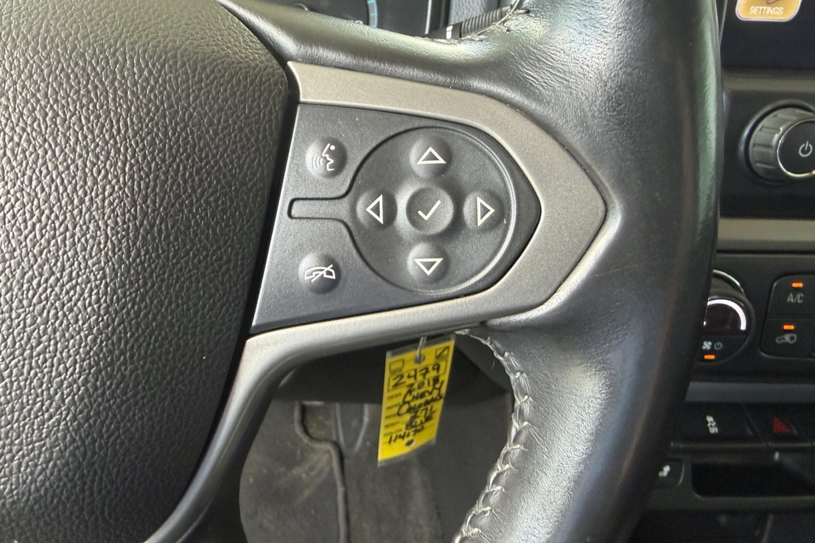 2018 Kinetic Blue Metallic /Jet Black Chevrolet Colorado Z/71 (1GCGTDEN5J1) with an V6 3.6 Liter engine, Automatic 8 Speed transmission, located at 2304 W. Main St., Boise, ID, 83702, (208) 342-7777, 43.622105, -116.218658 - Rare Color! Ready To Go!- Photo#10
