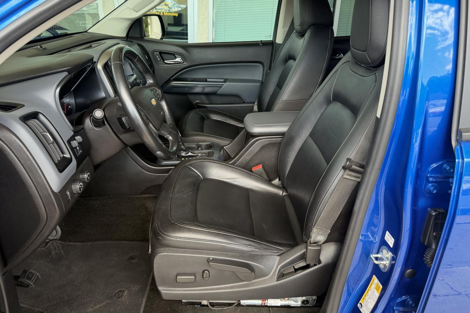 2018 Kinetic Blue Metallic /Jet Black Chevrolet Colorado Z/71 (1GCGTDEN5J1) with an V6 3.6 Liter engine, Automatic 8 Speed transmission, located at 2304 W. Main St., Boise, ID, 83702, (208) 342-7777, 43.622105, -116.218658 - Rare Color! Ready To Go!- Photo#12