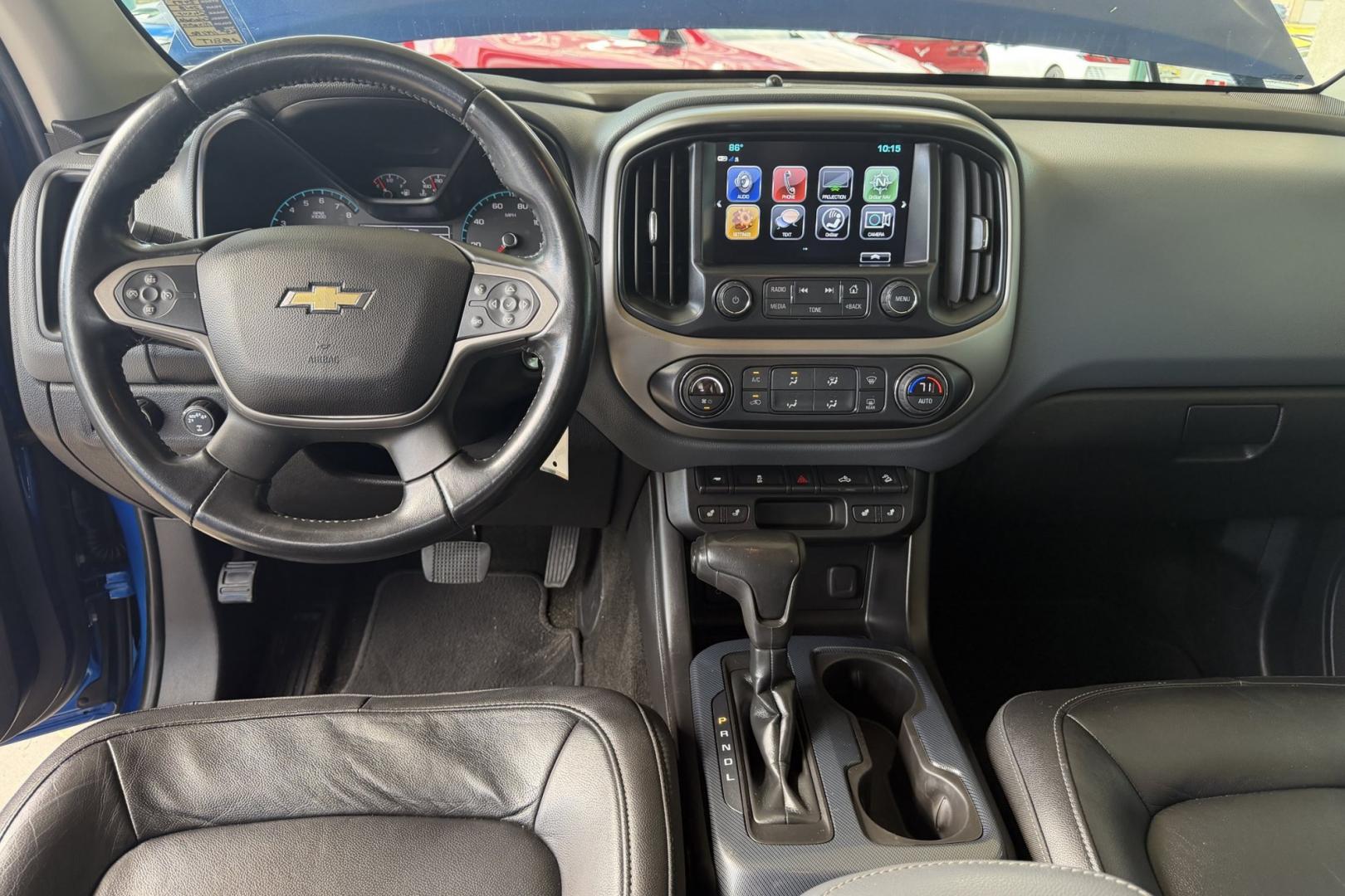 2018 Kinetic Blue Metallic /Jet Black Chevrolet Colorado Z/71 (1GCGTDEN5J1) with an V6 3.6 Liter engine, Automatic 8 Speed transmission, located at 2304 W. Main St., Boise, ID, 83702, (208) 342-7777, 43.622105, -116.218658 - Rare Color! Ready To Go!- Photo#16