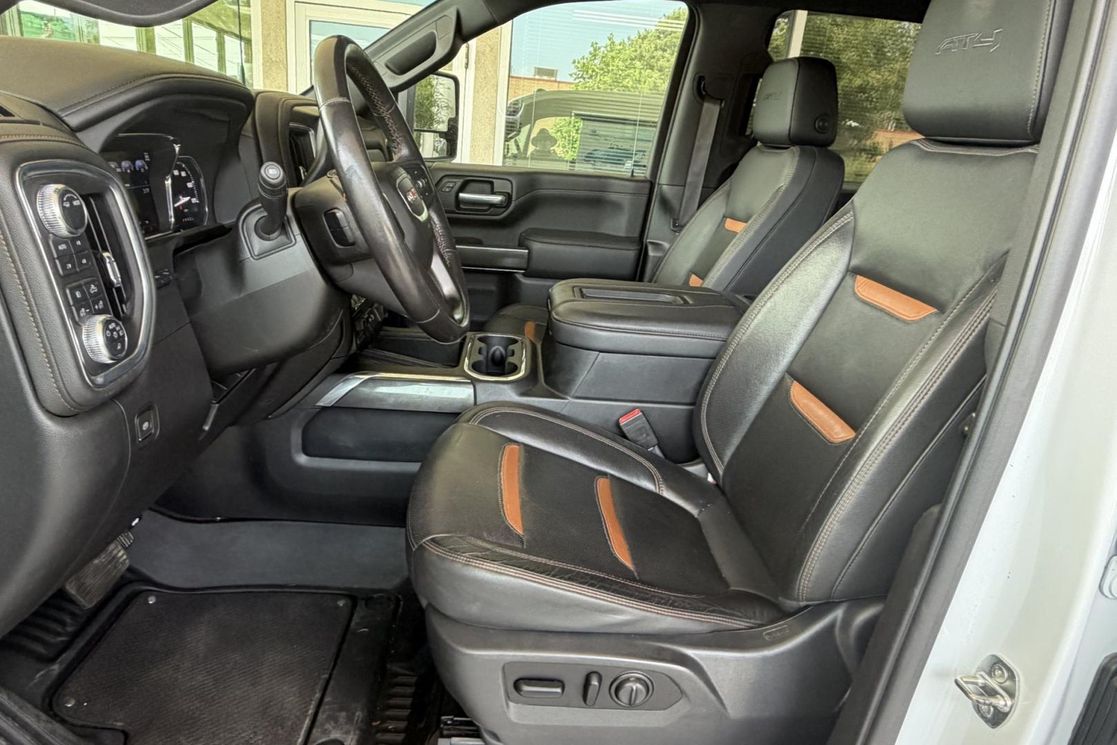 2021 White /Black GMC Sierra 3500HD AT4 (1GT49VEYXMF) with an V8 6.6 Liter Duramax Turbo Diesel engine, Automatic Allison 10 Speed transmission, located at 2304 W. Main St., Boise, ID, 83702, (208) 342-7777, 43.622105, -116.218658 - Looking For A Great Truck? This Is It!- Photo#19