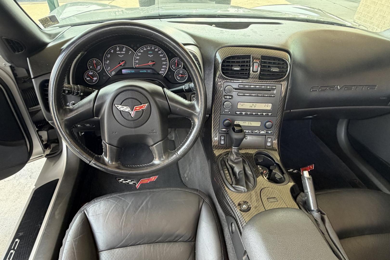 2005 Silver /Black Chevrolet Corvette (1G1YY34U455) with an V8 6.0 Liter engine, Automatic transmission, located at 2304 W. Main St., Boise, ID, 83702, (208) 342-7777, 43.622105, -116.218658 - Ready To Go!- Photo#6