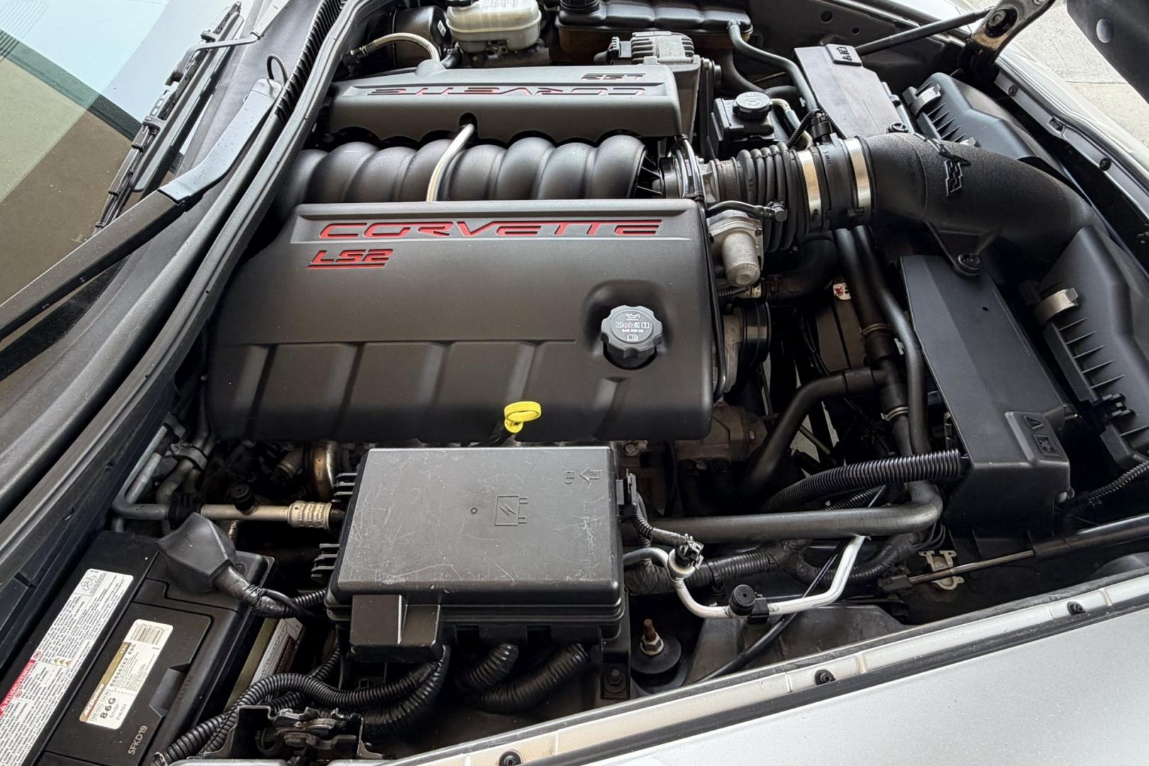 2005 Silver /Black Chevrolet Corvette (1G1YY34U455) with an V8 6.0 Liter engine, Automatic transmission, located at 2304 W. Main St., Boise, ID, 83702, (208) 342-7777, 43.622105, -116.218658 - Ready To Go!- Photo#9