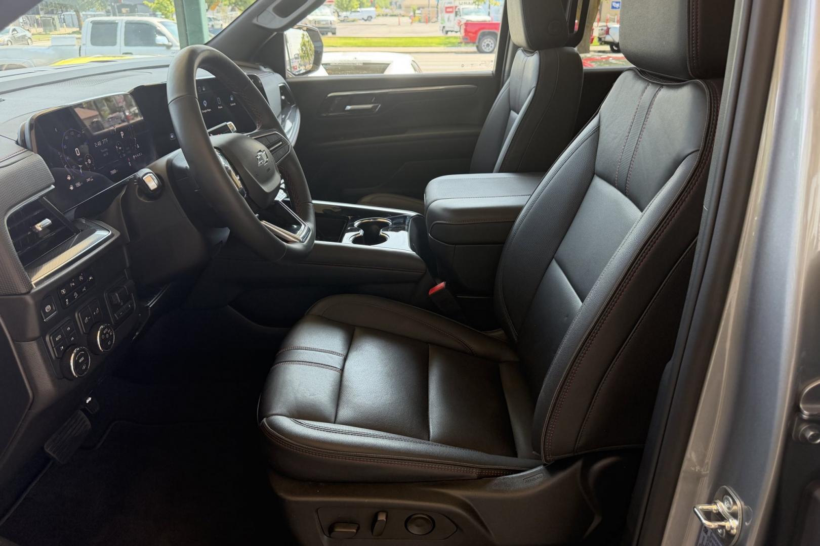 2025 Sterling Silver Metallic /Jet Black Chevrolet Suburban RST (1GNS6ERL9SR) with an V8 6.2 Liter engine, Automatic 10 Speed transmission, located at 2304 W. Main St., Boise, ID, 83702, (208) 342-7777, 43.622105, -116.218658 - Stunning And Has Remaining Factory Warranty Too!- Photo#16