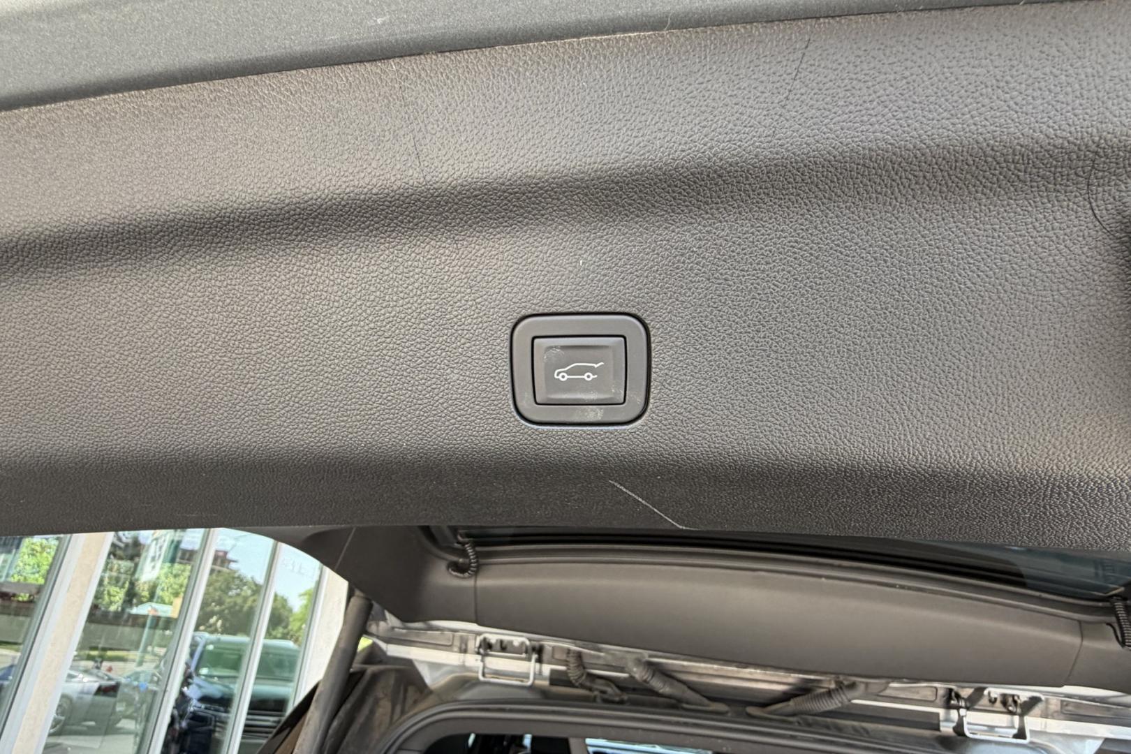 2025 Sterling Silver Metallic /Jet Black Chevrolet Suburban RST (1GNS6ERL9SR) with an V8 6.2 Liter engine, Automatic 10 Speed transmission, located at 2304 W. Main St., Boise, ID, 83702, (208) 342-7777, 43.622105, -116.218658 - Stunning And Has Remaining Factory Warranty Too!- Photo#31