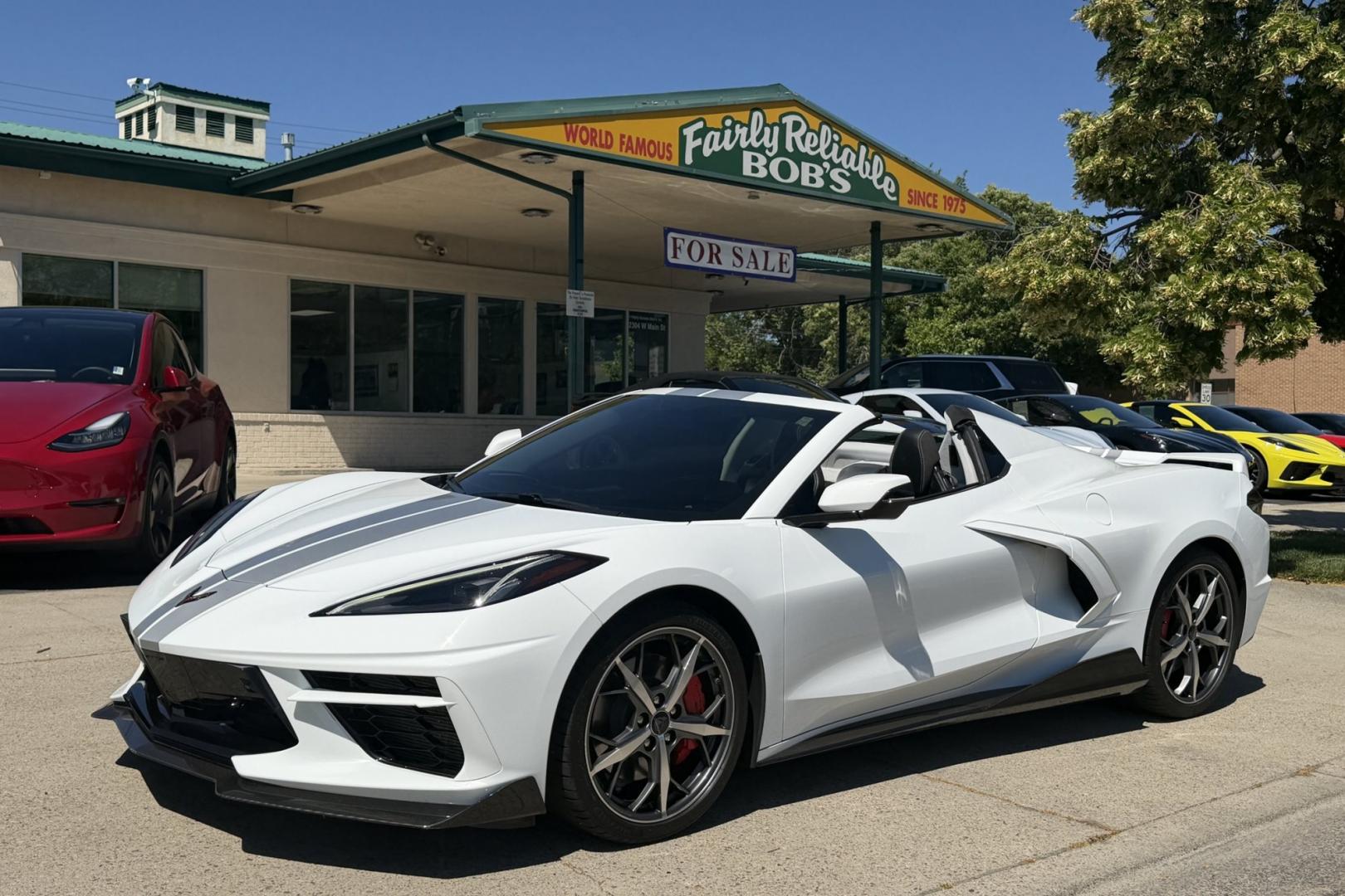 2023 Arctic White /Sky Cool Grey Chevrolet Corvette Stingray 3LT Z51 (1G1YC3D4XP5) with an V8 6.2 Liter engine, Automatic 8 Speed transmission, located at 2304 W. Main St., Boise, ID, 83702, (208) 342-7777, 43.622105, -116.218658 - Stunning! Low Mileage And Highly Optioned Too!- Photo#0