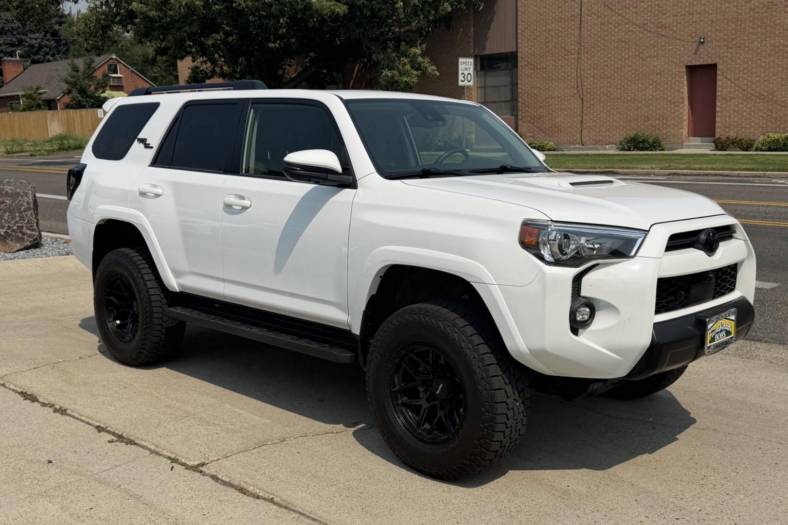 2023 Super White /Black Toyota 4Runner TRD Off Road (JTERU5JR2P6) with an V6 4.0 Liter engine, Automatic transmission, located at 2304 W. Main St., Boise, ID, 83702, (208) 342-7777, 43.622105, -116.218658 - Stunning And Capable 4Runner TRD Off Road!- Photo#2
