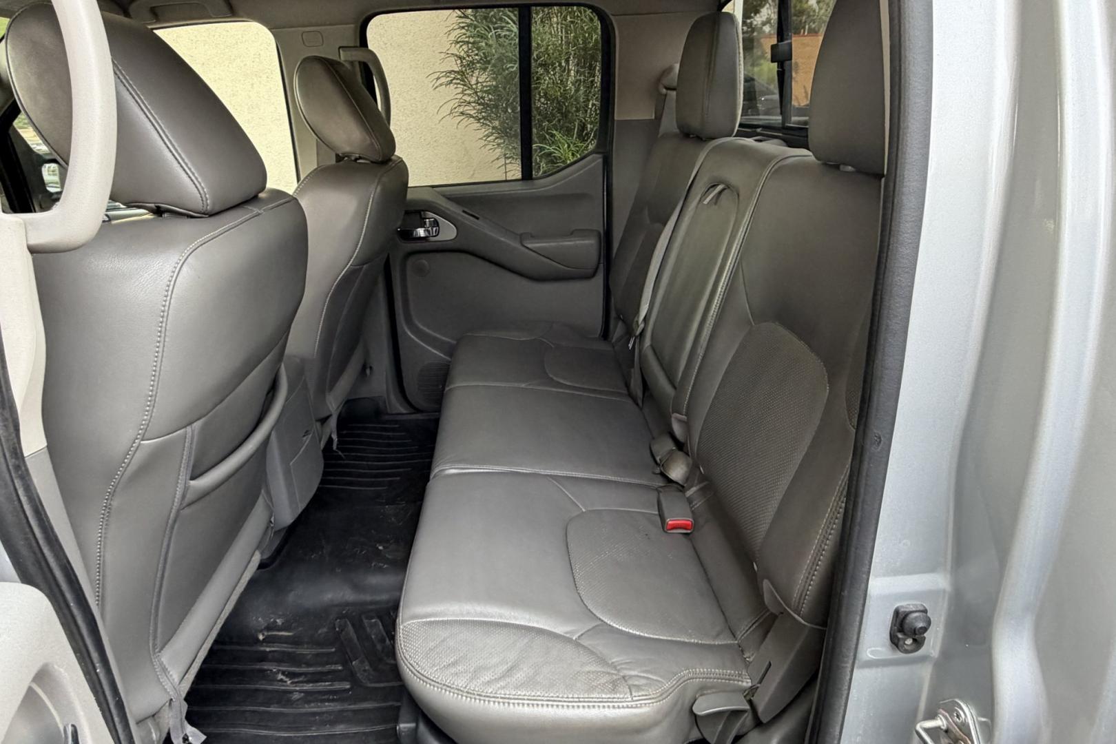2019 Silver /Gray Nissan Frontier SL (1N6AD0EV3KN) with an V6 4.0 Liter engine, Automatic 5 Speed transmission, located at 2304 W. Main St., Boise, ID, 83702, (208) 342-7777, 43.622105, -116.218658 - New Tires! Ready To Go!- Photo#13
