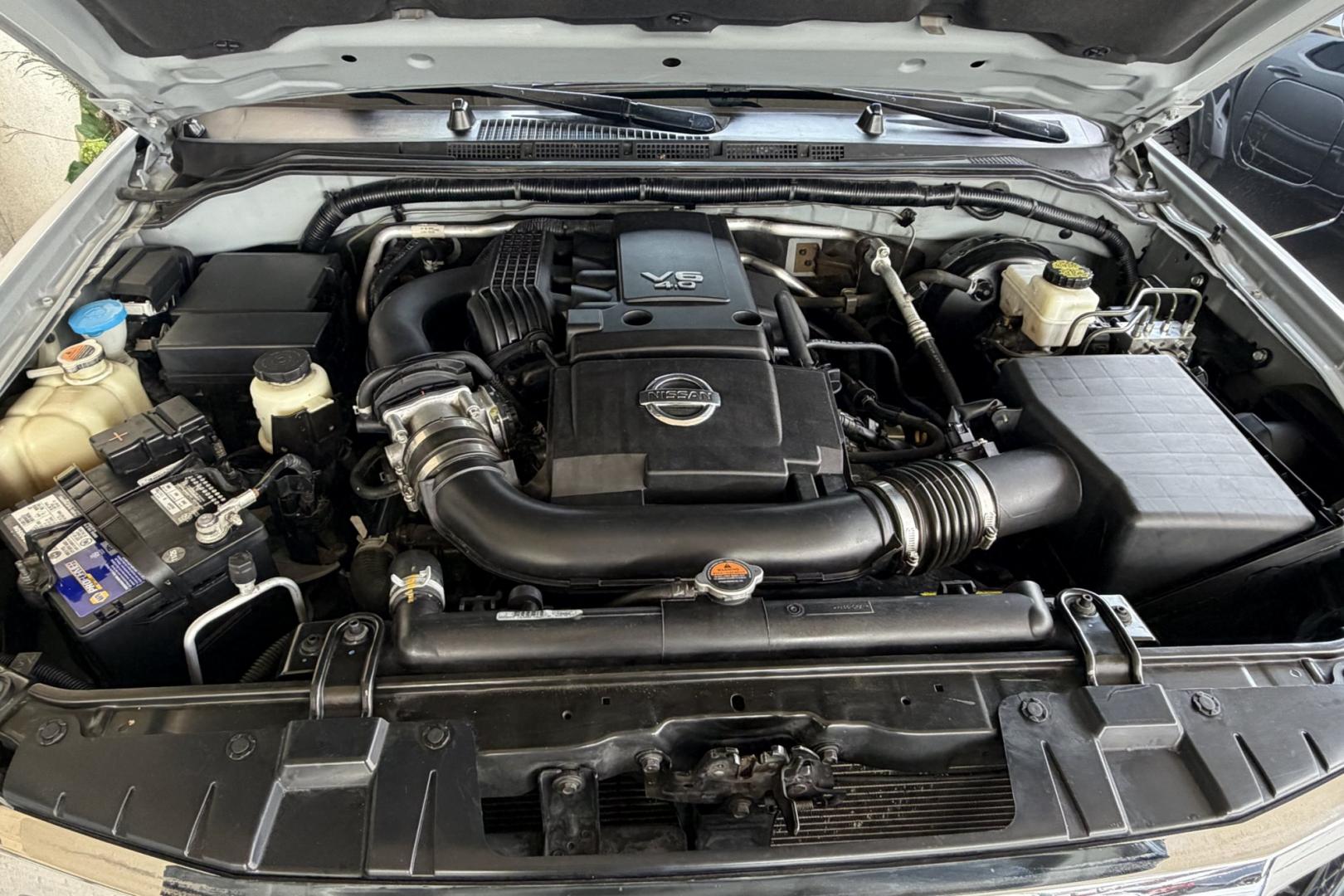 2019 Silver /Gray Nissan Frontier SL (1N6AD0EV3KN) with an V6 4.0 Liter engine, Automatic 5 Speed transmission, located at 2304 W. Main St., Boise, ID, 83702, (208) 342-7777, 43.622105, -116.218658 - New Tires! Ready To Go!- Photo#17