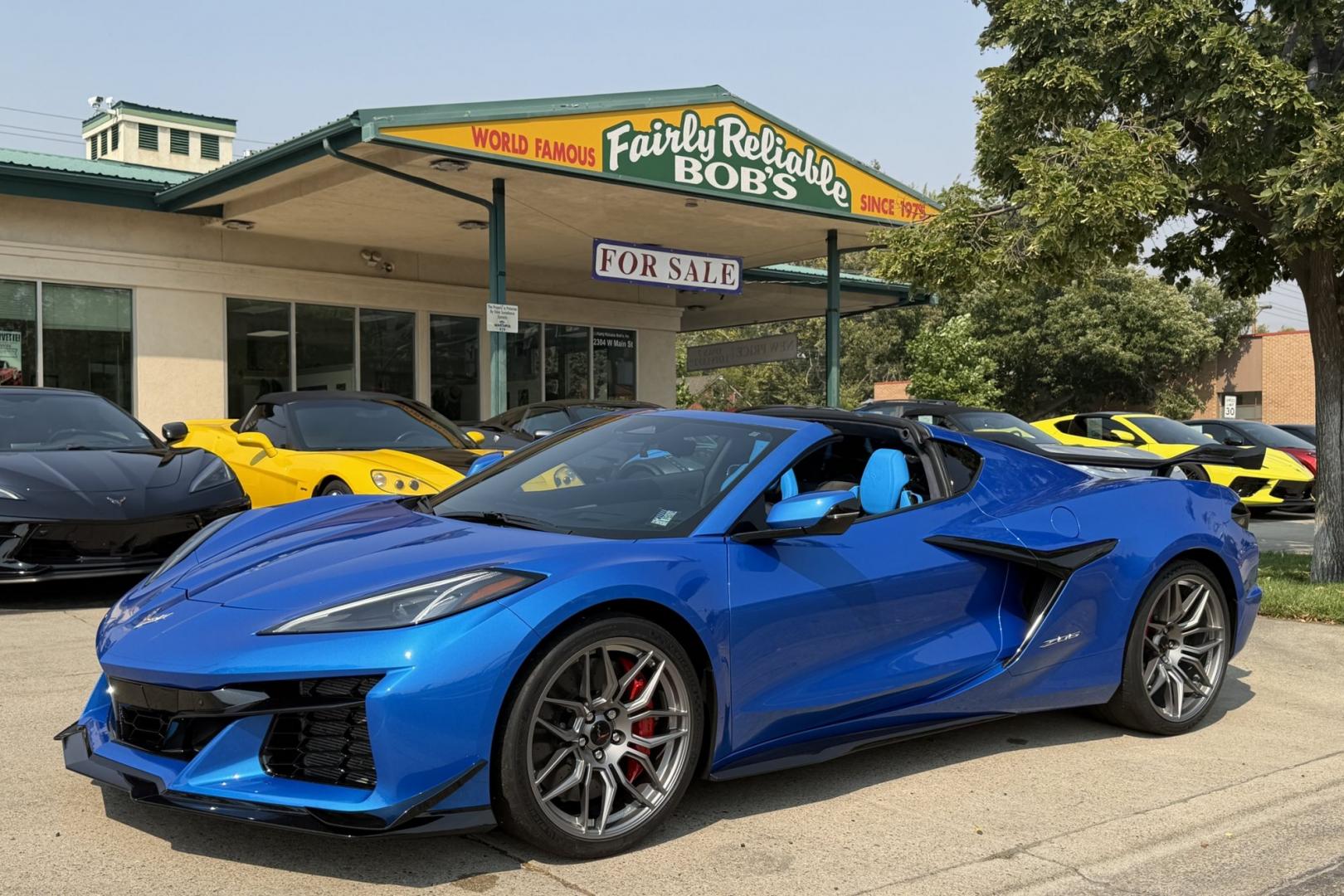 2025 Riptide Blue Metallic /Tension w/ Twilight Blue Dipped Chevrolet Corvette Stingray Z/06 Z/07 3LZ (1G1YF2D39S5) with an V8 5.5 Liter engine, Automatic 8 Speed transmission, located at 2304 W. Main St., Boise, ID, 83702, (208) 342-7777, 43.622105, -116.218658 - Remaining Factory Warranty! This Car Is Beyond Impressive! 670 horsepower and 460 lb-ft of torque!- Photo#0