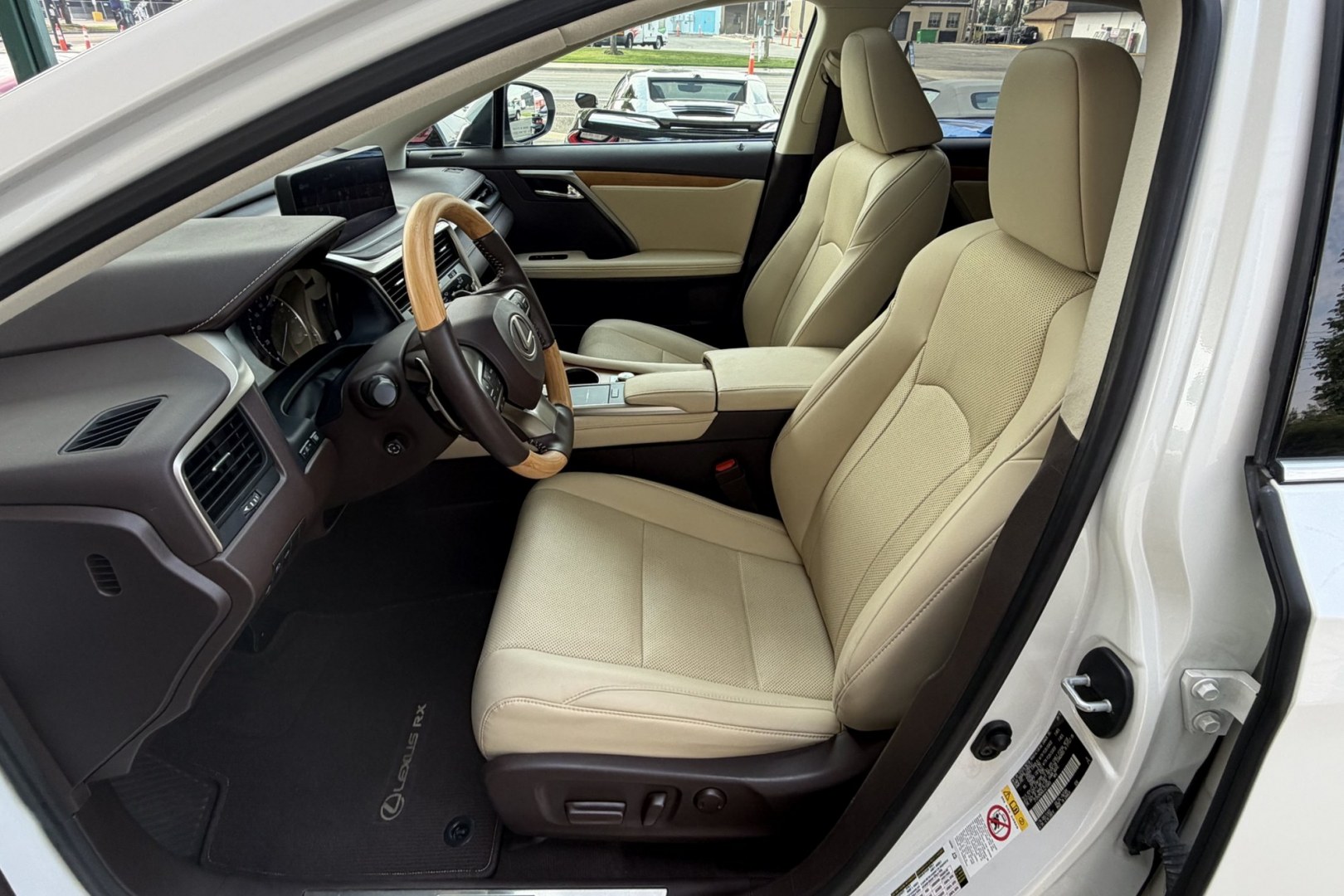 2020 Eminent White Pearl /Tan Lexus RX 350 Premium (2T2HZMDA0LC) with an V6 3.5 Liter engine, Automatic 8 Speed transmission, located at 2304 W. Main St., Boise, ID, 83702, (208) 342-7777, 43.622105, -116.218658 - Extremely Clean! 1 Owner Idaho Vehicle! Ready To Go!- Photo#15