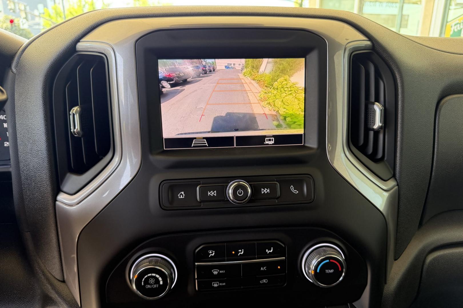 2022 Silver /Black Chevrolet Silverado 1500 Z/71 Trail Boss (3GCPDCED8NG) with an V8 5.3 Liter engine, Automatic 8 Speed transmission, located at 2304 W. Main St., Boise, ID, 83702, (208) 342-7777, 43.622105, -116.218658 - New Tires! Seats 6! Ready To Go!- Photo#9