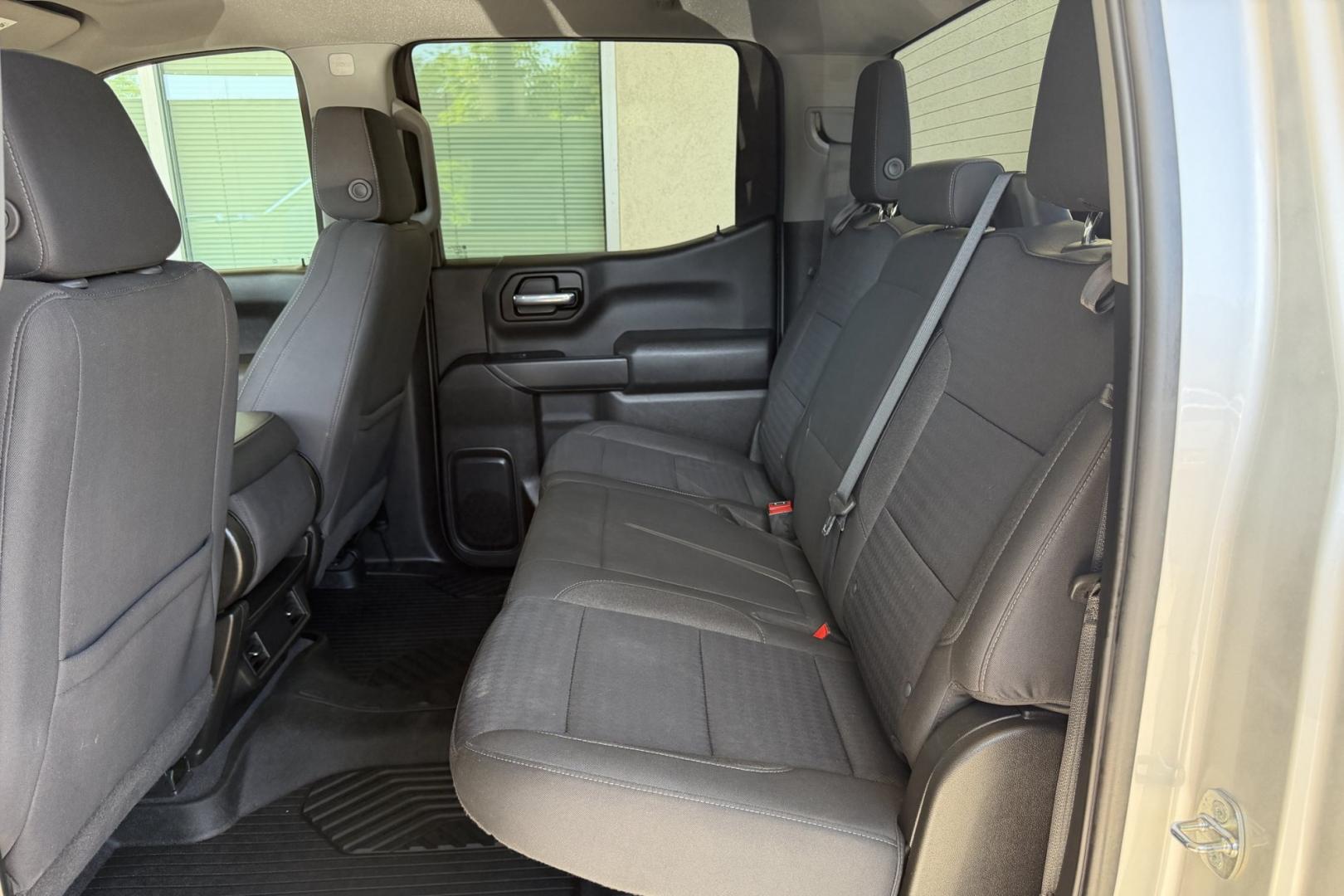 2022 Silver /Black Chevrolet Silverado 1500 Z/71 Trail Boss (3GCPDCED8NG) with an V8 5.3 Liter engine, Automatic 8 Speed transmission, located at 2304 W. Main St., Boise, ID, 83702, (208) 342-7777, 43.622105, -116.218658 - New Tires! Seats 6! Ready To Go!- Photo#14